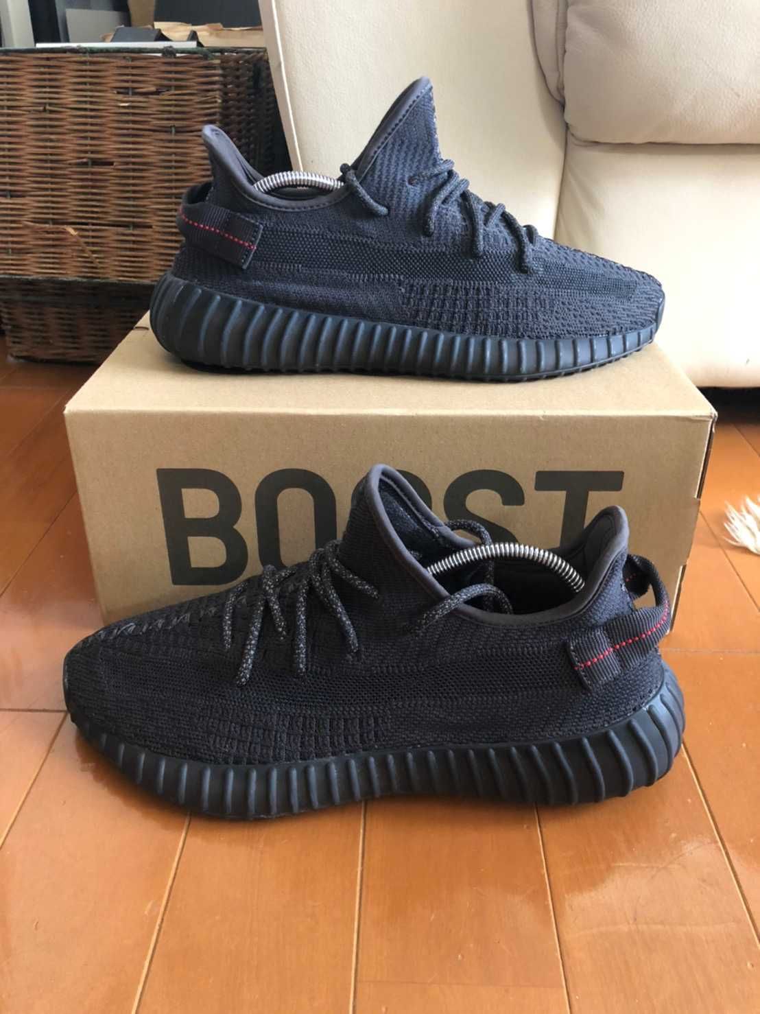 adidas YEEZY Boost 350 V2 "Black"