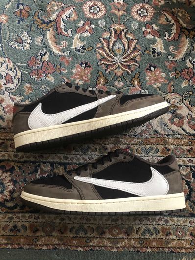 Travis Scott × Nike Air Jordan 1 Low OG SP-T "Black/Dark Mocha"