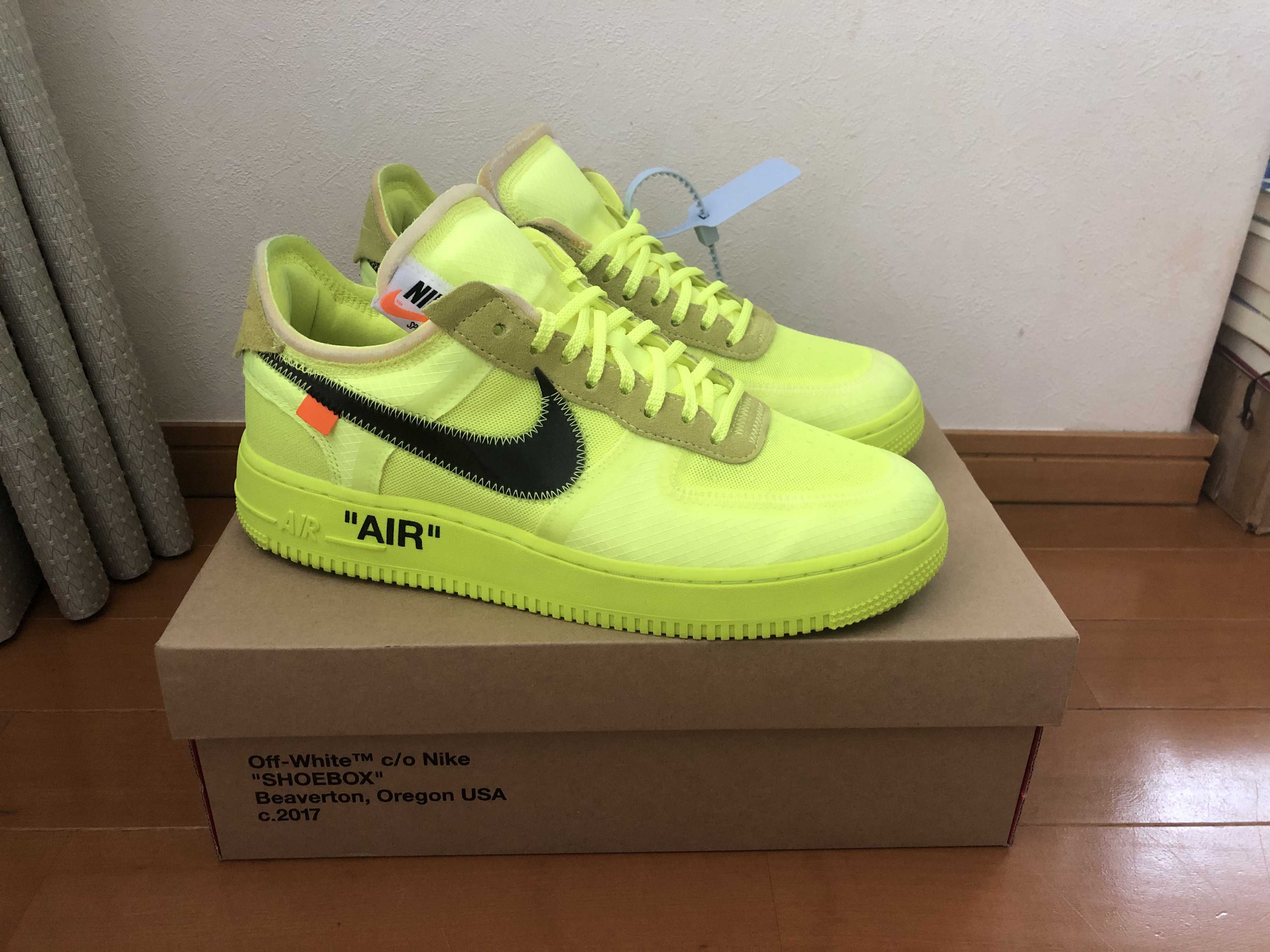 Off-White × Nike Air Force 1 Low "Volt"