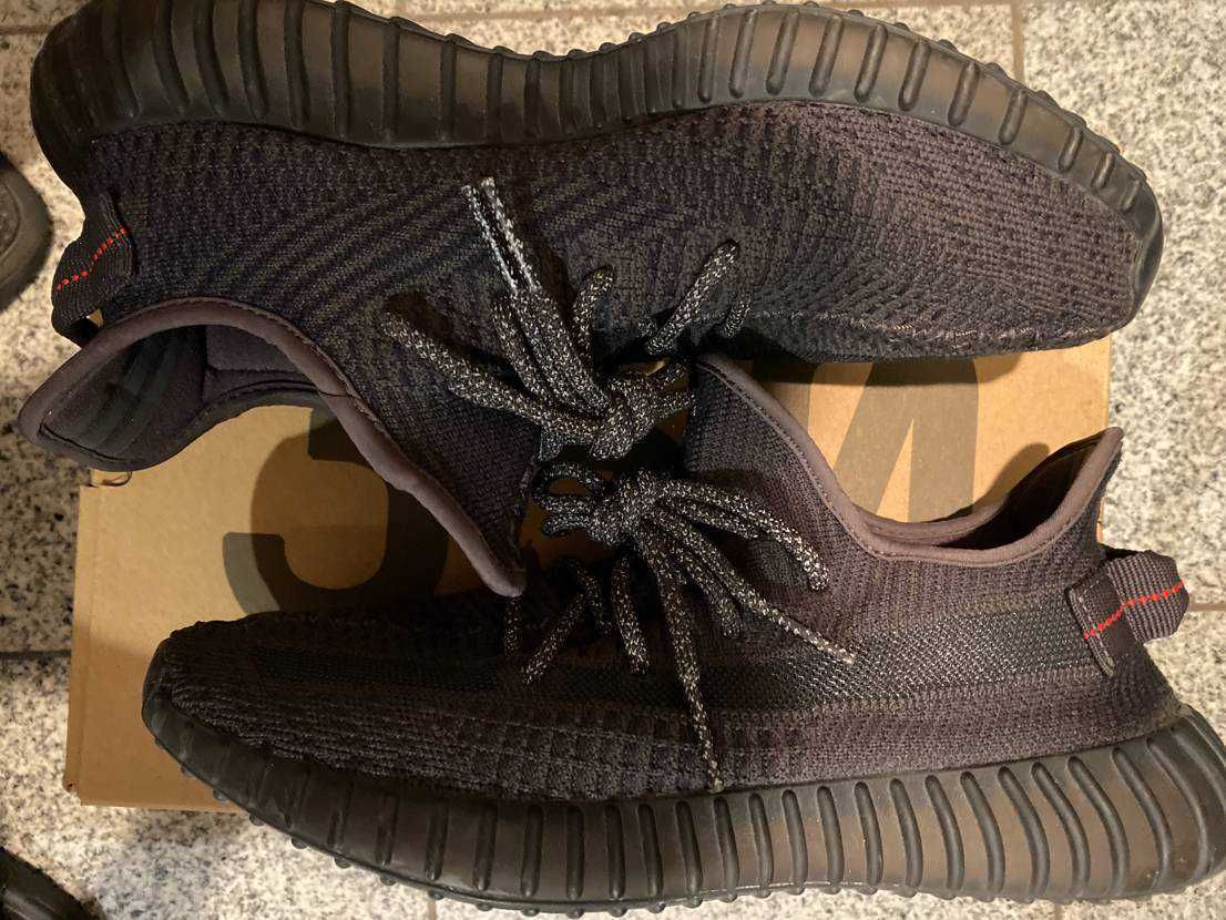 adidas YEEZY Boost 350 V2 "Black"