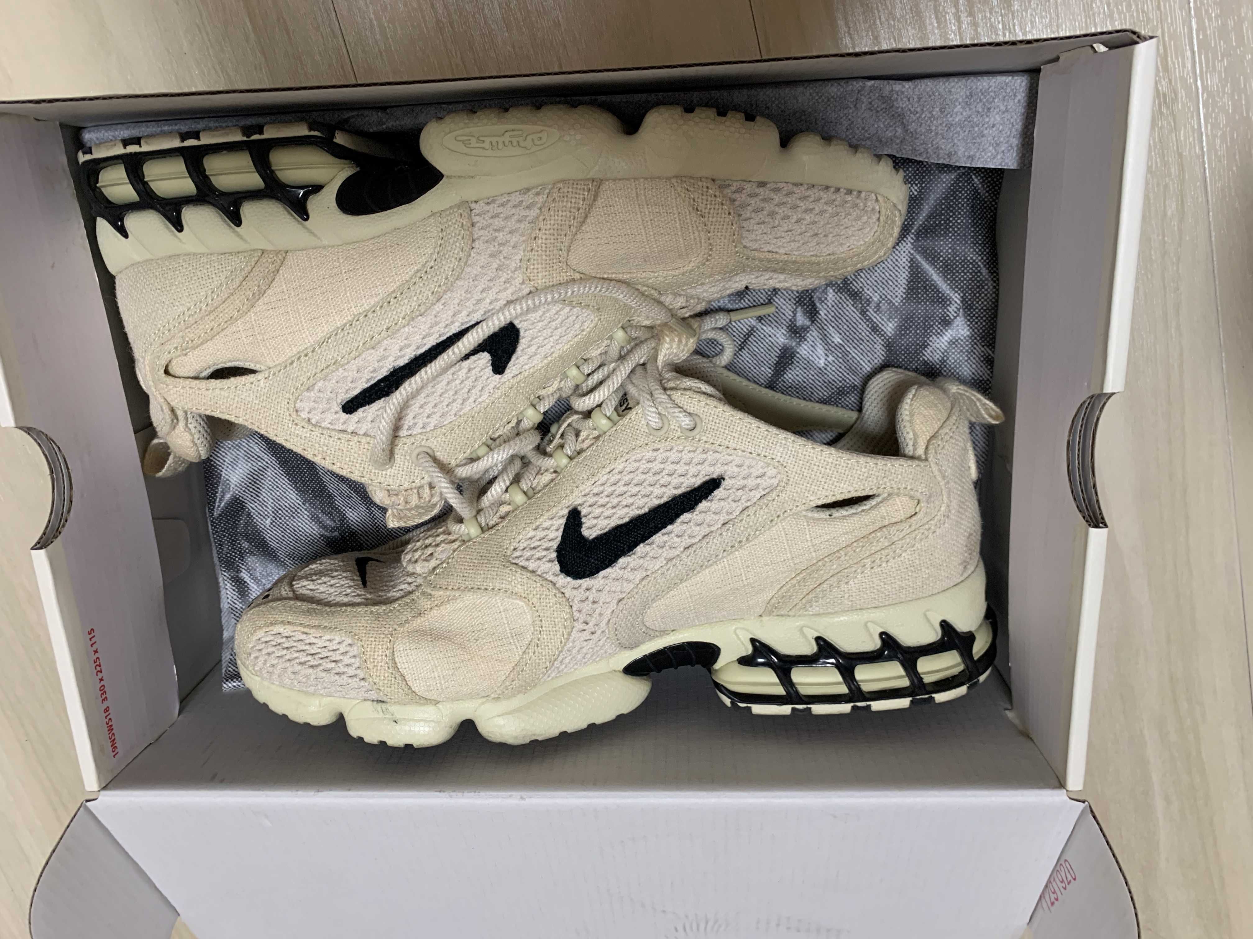 Stussy × Nike Air Zoom Spiridon CG 2 "Fossil/Black"