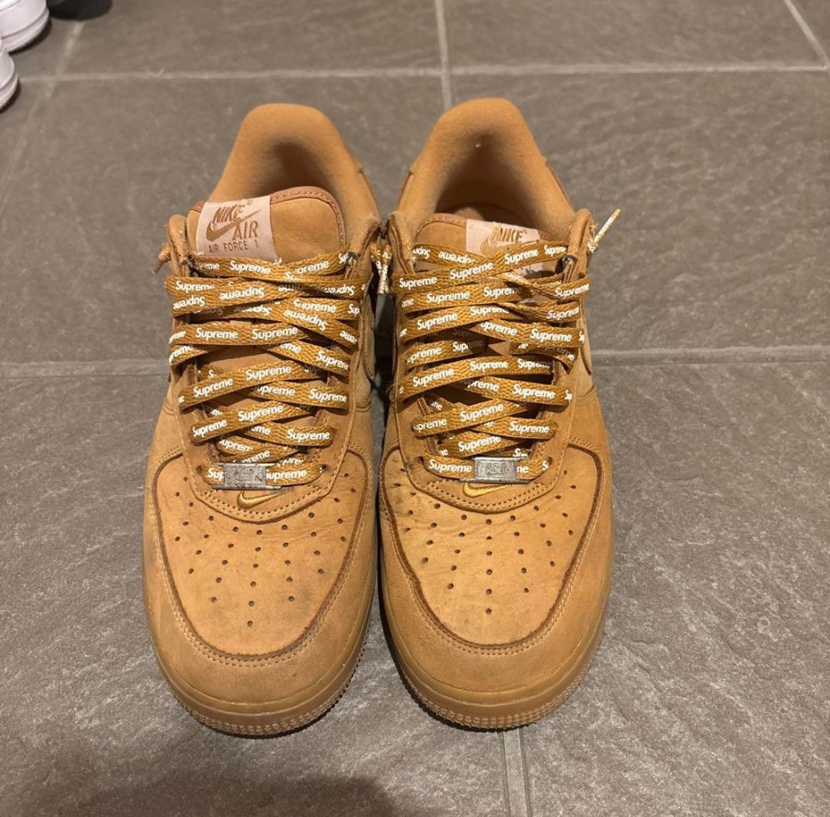 Supreme × Nike Air Force 1 Low "Flax/Wheat"