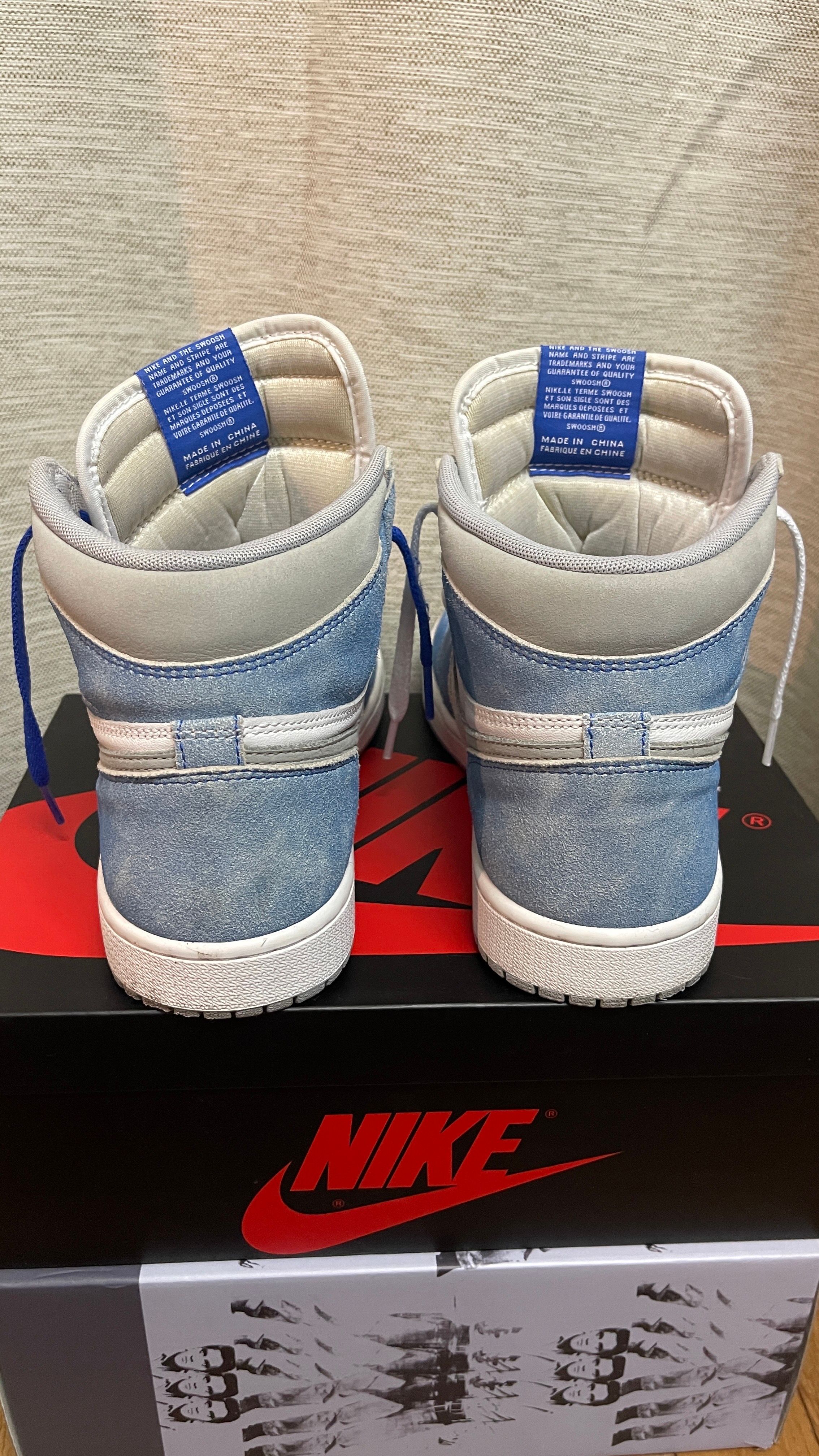 Nike Air Jordan 1 High OG "Hyper Royal"