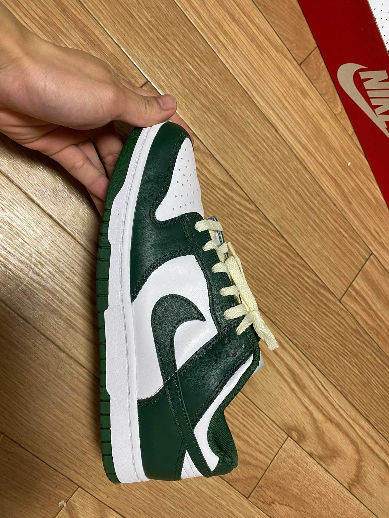 Nike Dunk Low Retro "Varsity Green/Team Green"
