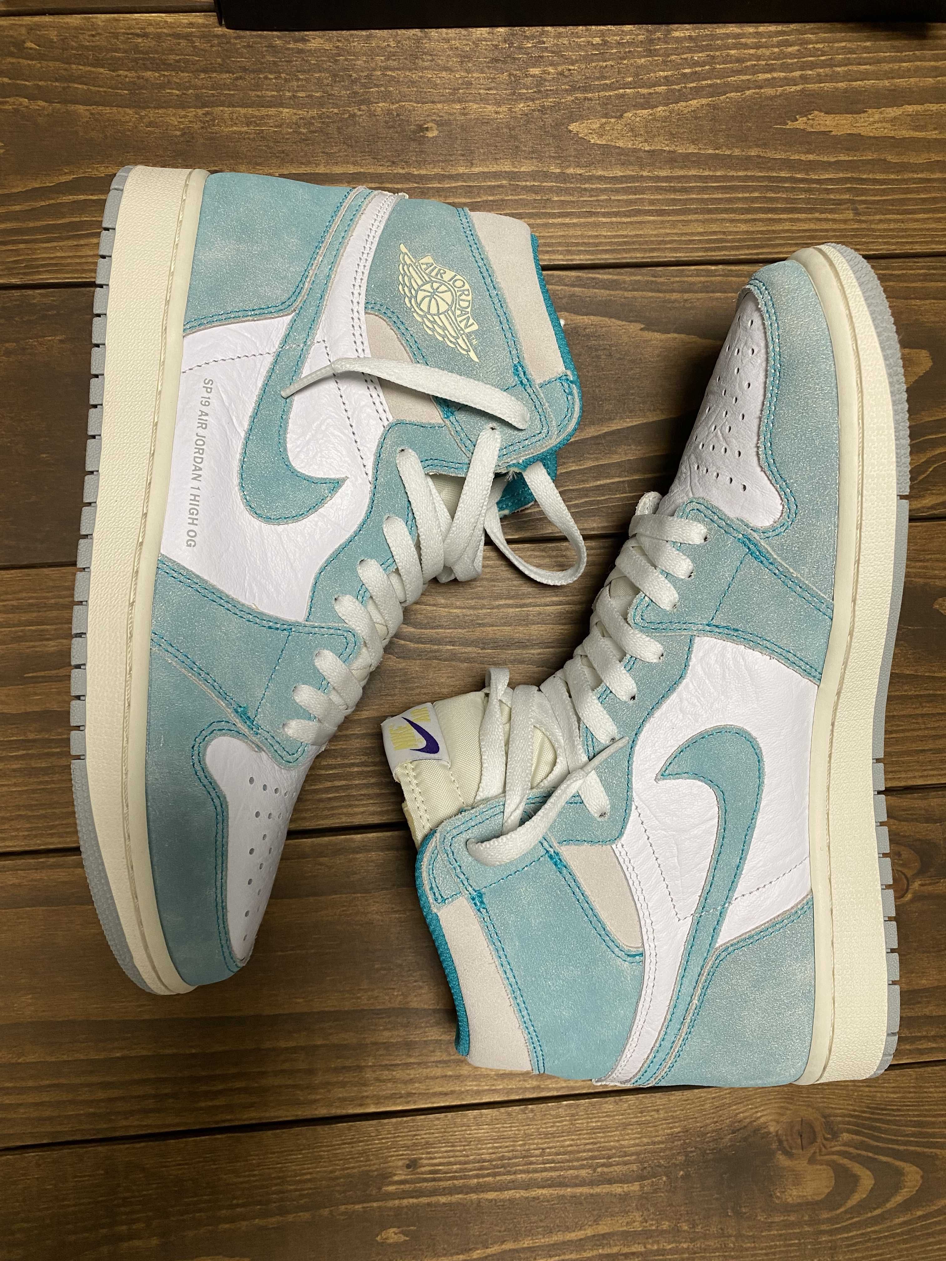 Nike Air Jordan 1 Retro High OG "Turbo Green"