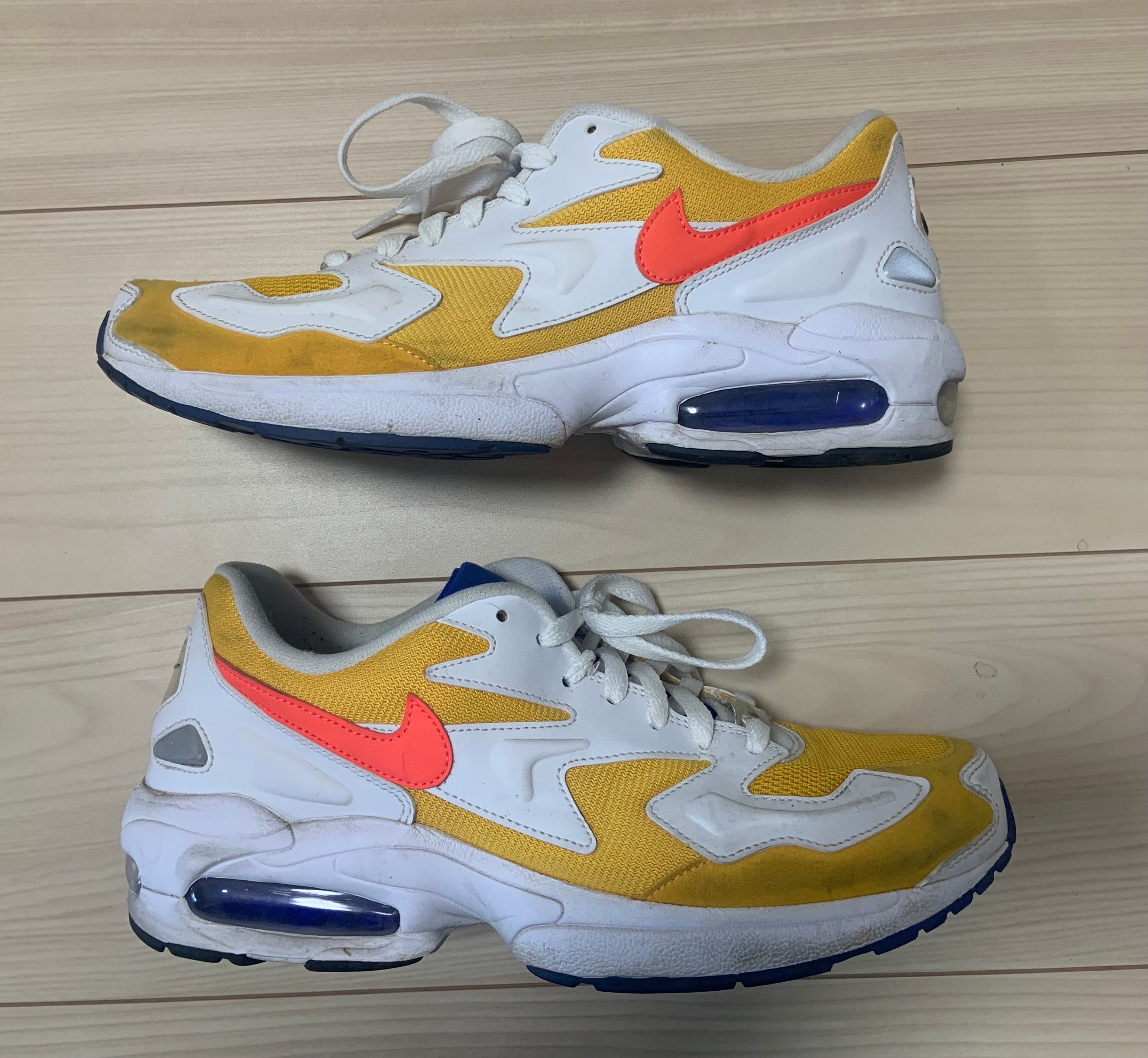 NIKE AIR MAX2 LIGHT UNIVERSITY GOLD FLASH CRIMSON