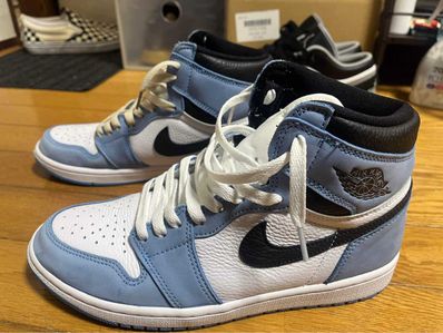 Nike Air Jordan 1 High OG "University Blue"