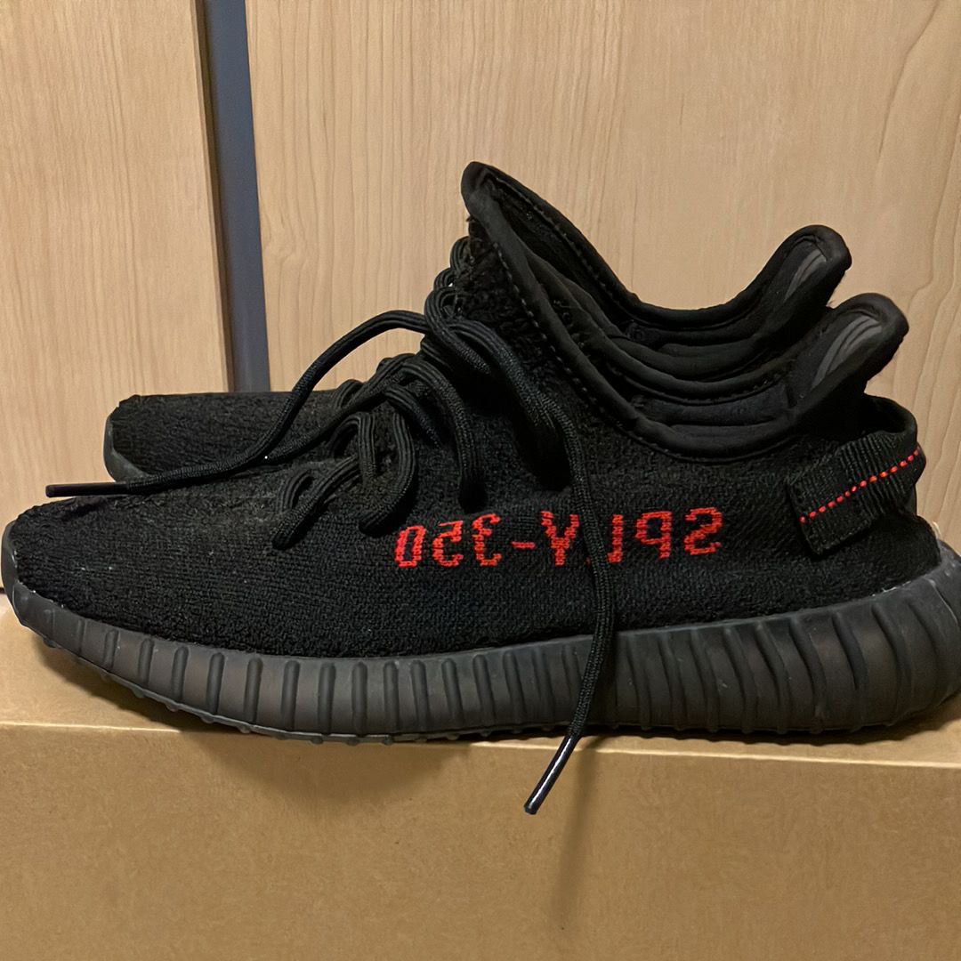 adidas YEEZY Boost 350 V2 "Core Black/Red" (2020)