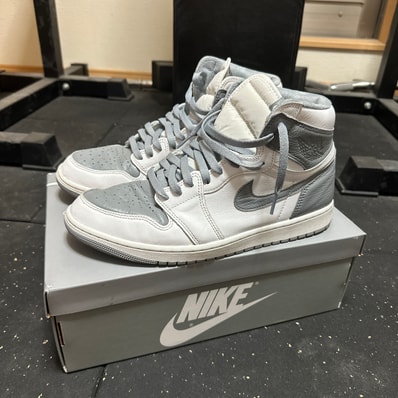 Nike Air Jordan 1 High OG "Stealth"