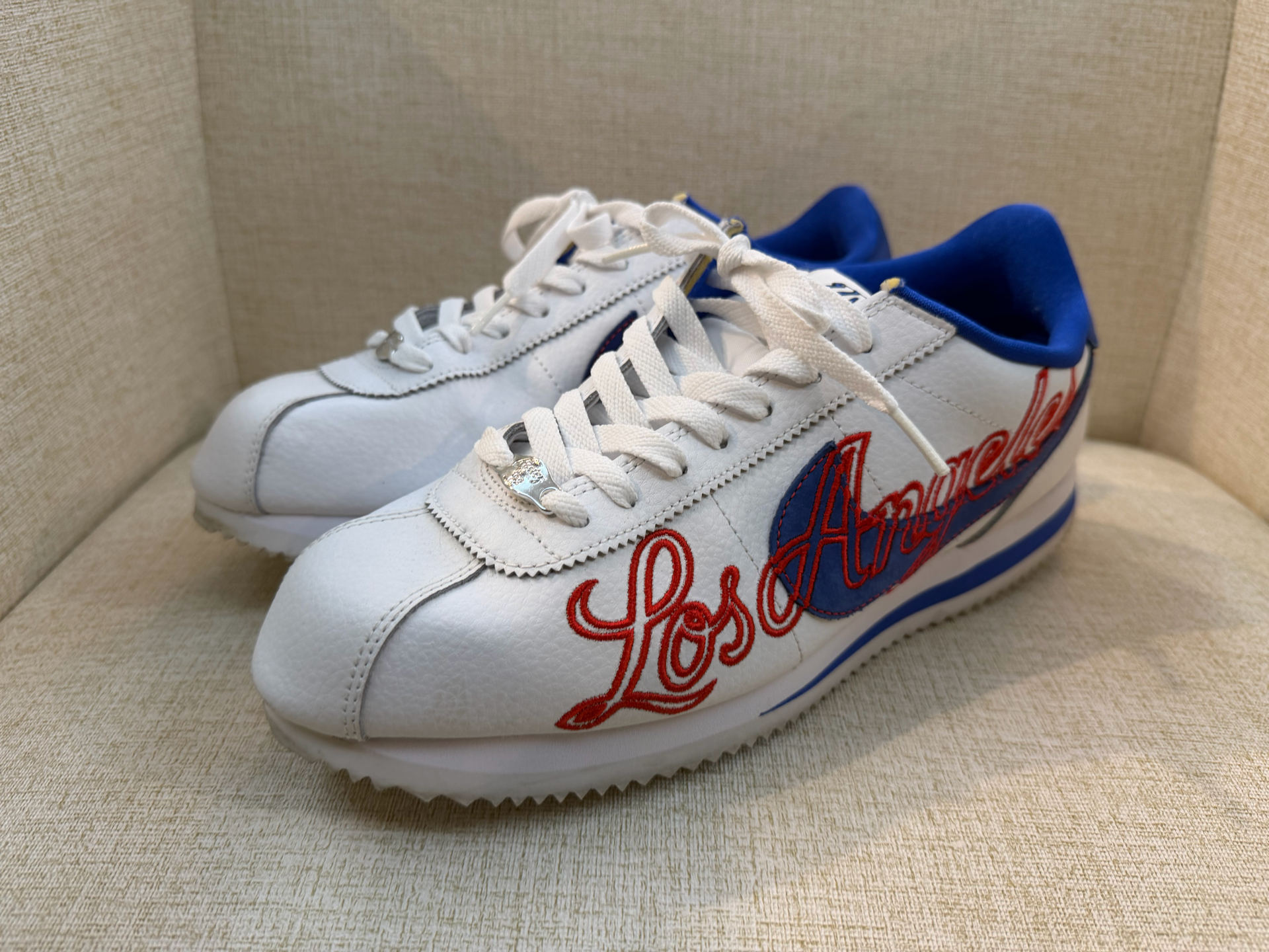 Nike Cortez Los Angeles "White/Red"