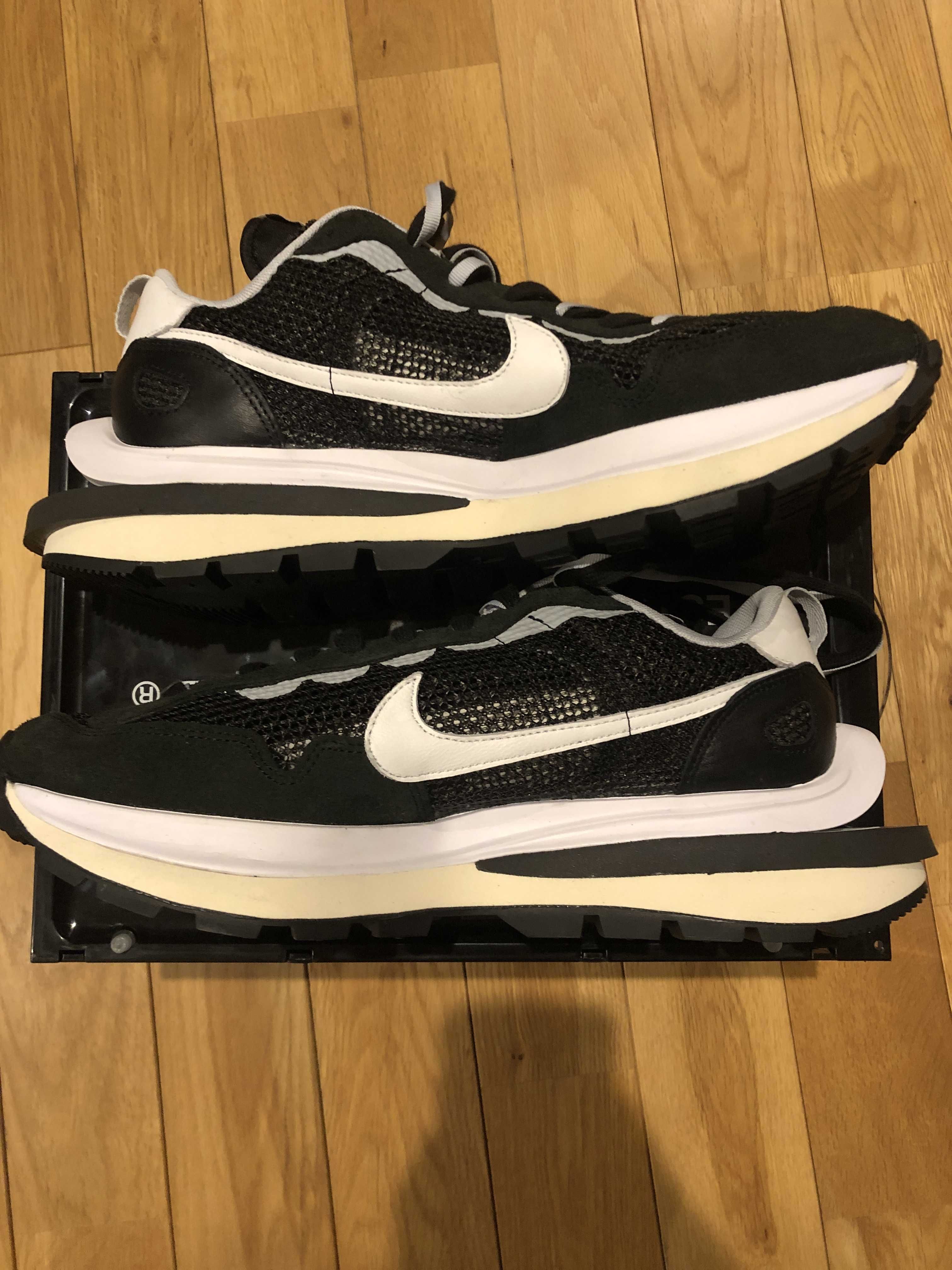 sacai × Nike Vapor Waffle "Black and White"