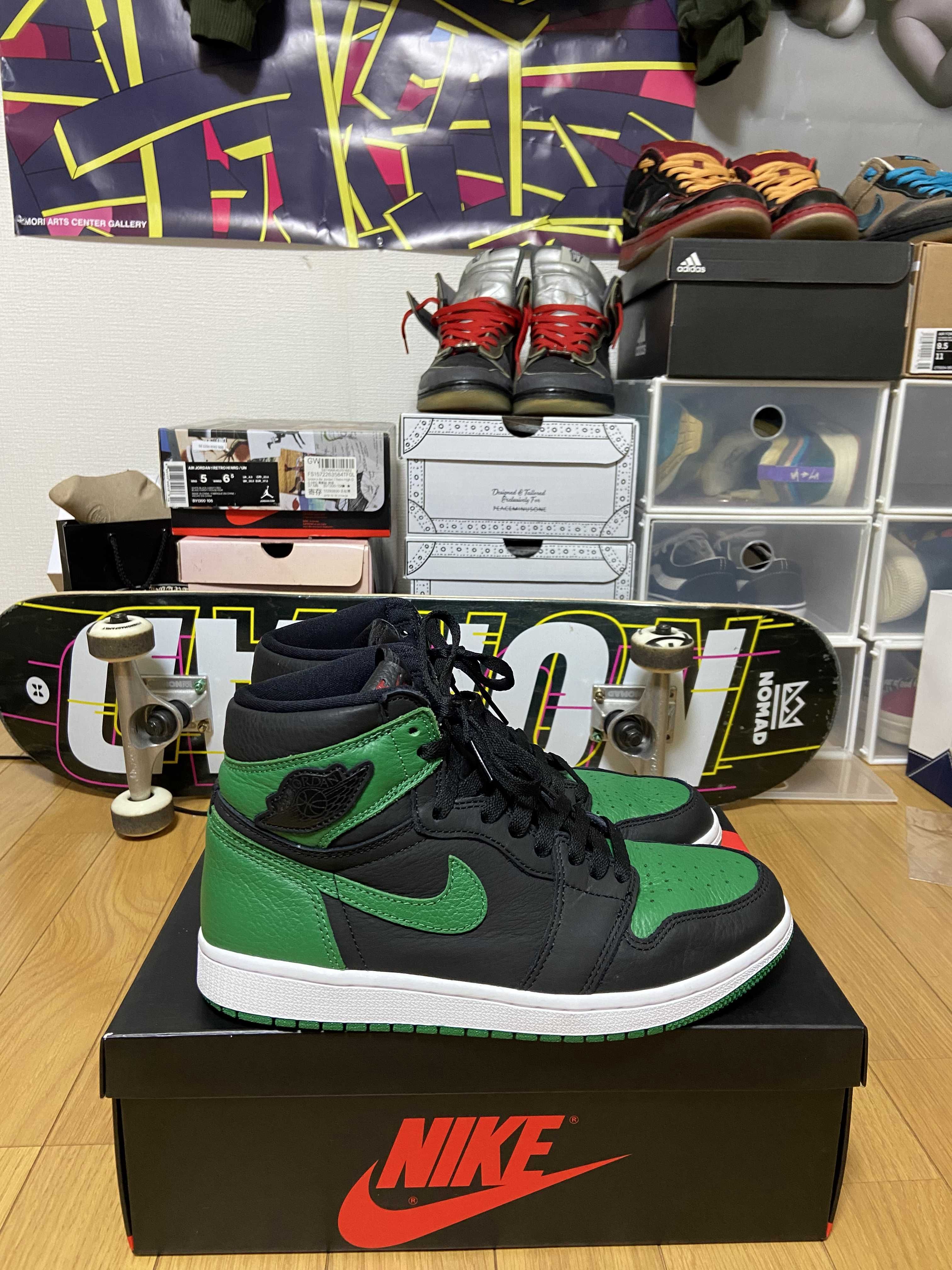 Nike Air Jordan 1 Retro High OG "Black/Pine Green" (2020)      
