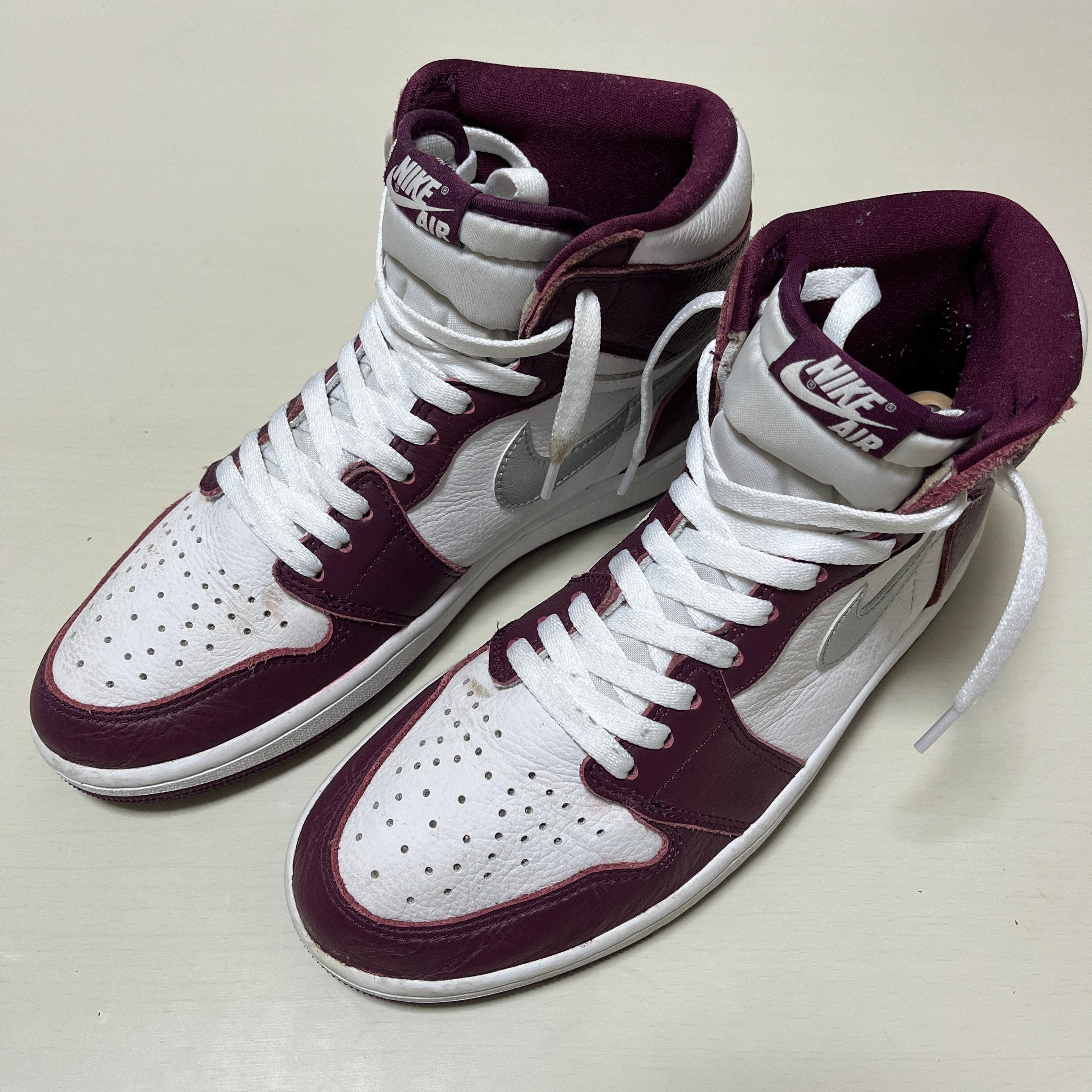 Nike Air Jordan 1 High OG "Bordeaux"