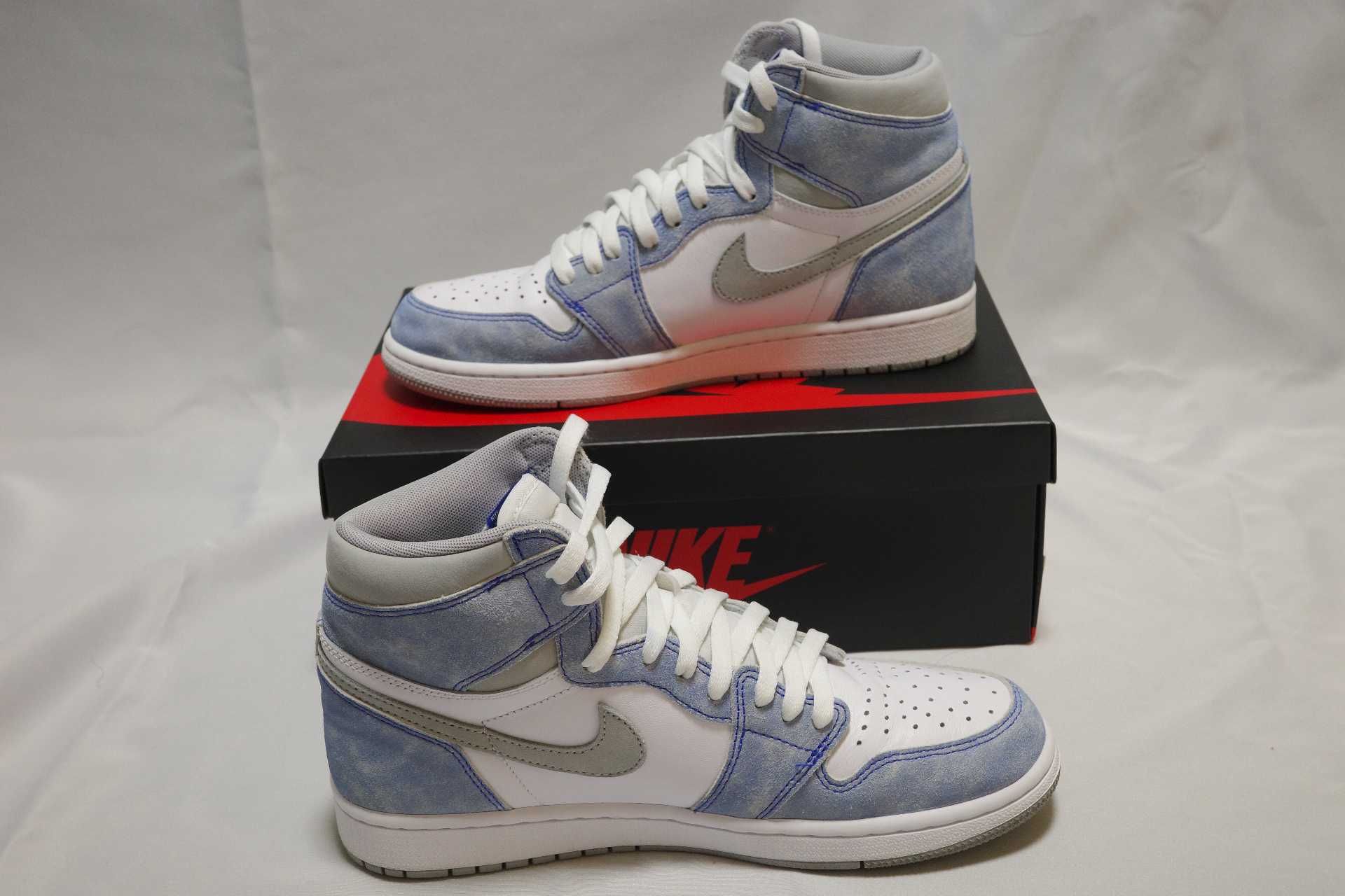 Nike Air Jordan 1 High OG "Hyper Royal"