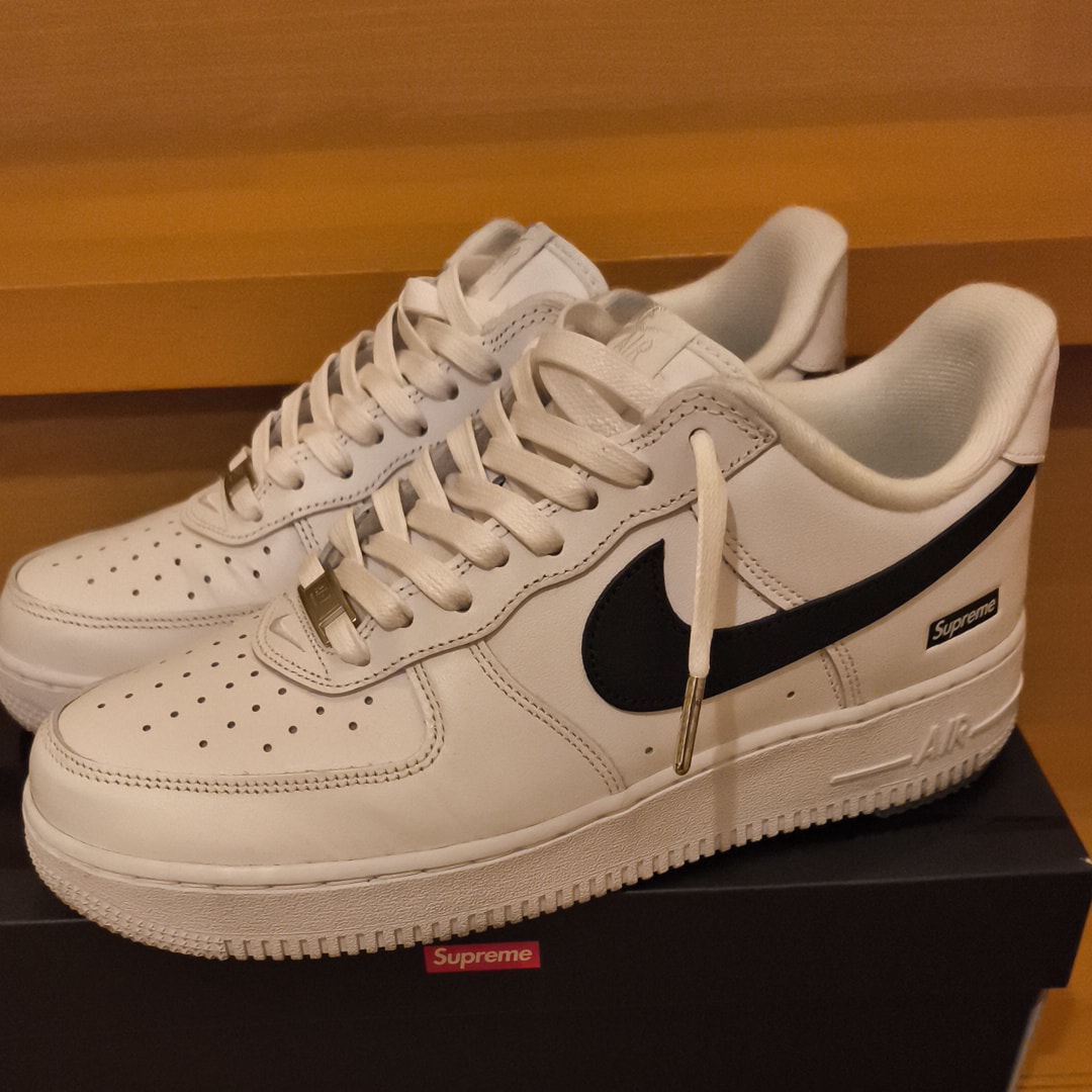 Supreme × Nike Air Force 1 Low "White/Black"