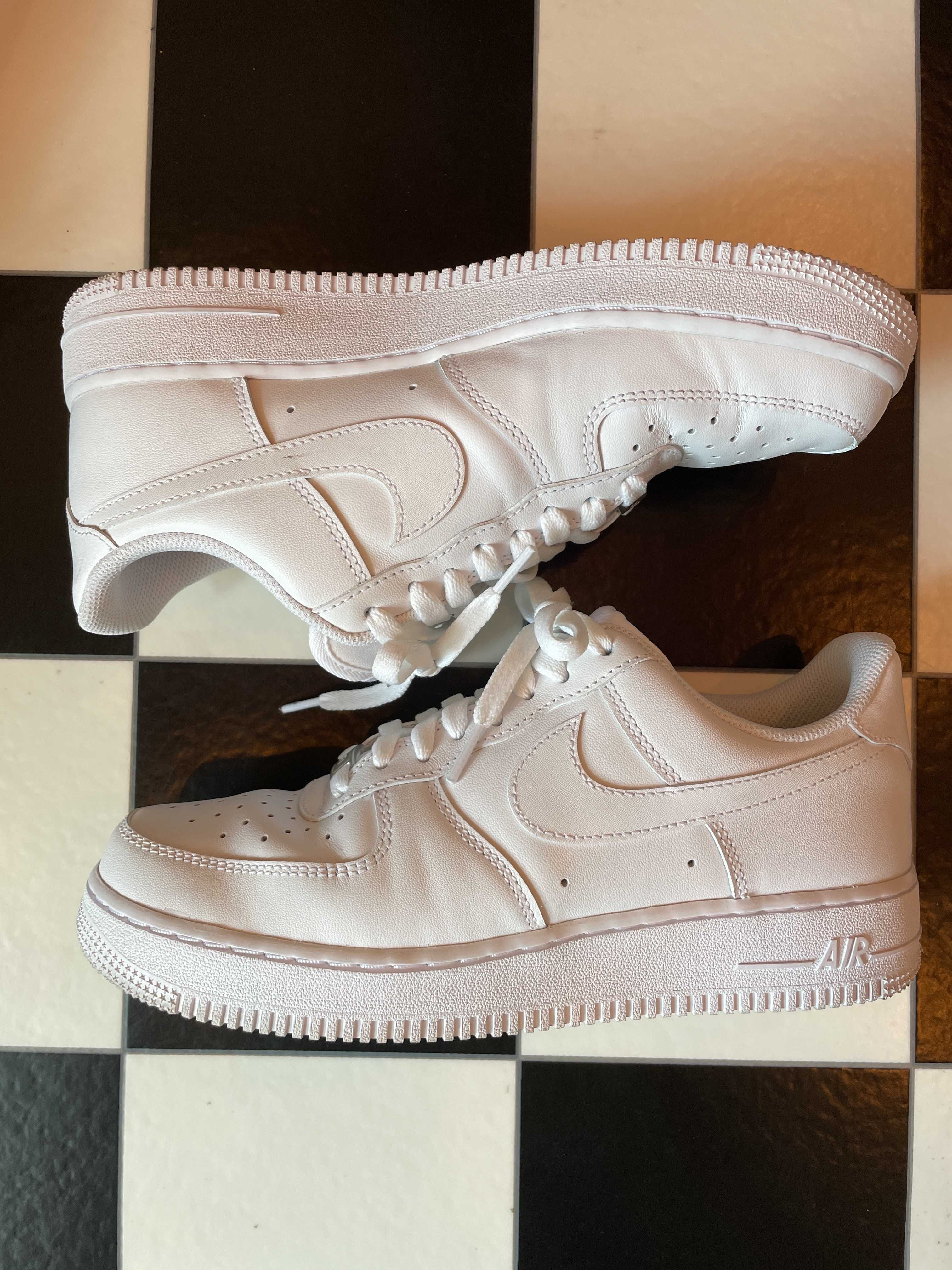 Nike Air Force 1 Low '07 "White/White"