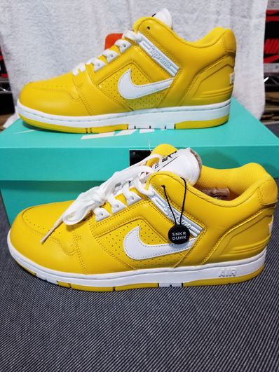 Supreme × Nike SB Air Force 2 "Varsity Maize"