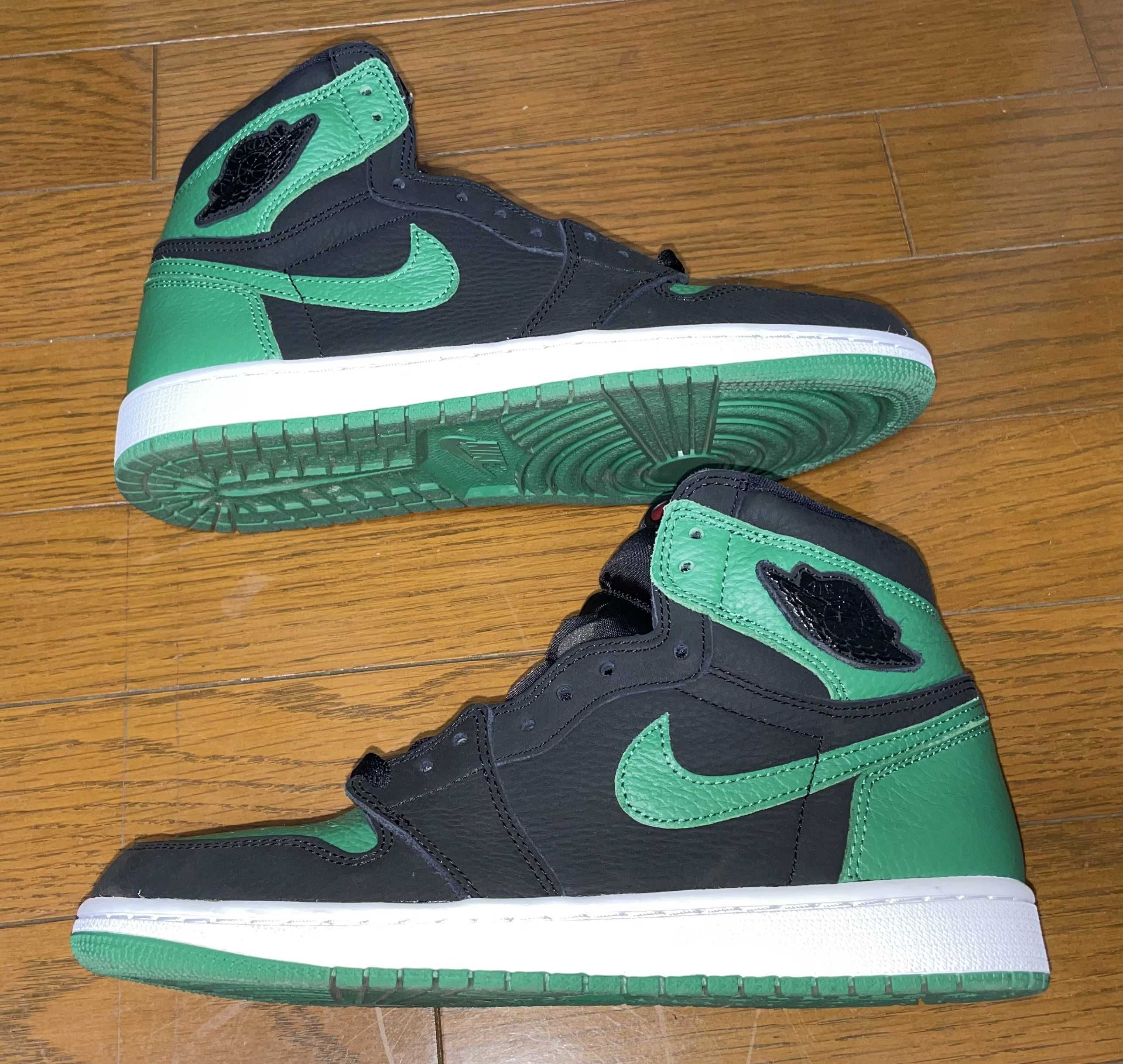 Nike Air Jordan 1 Retro High OG "Black/Pine Green" (2020)