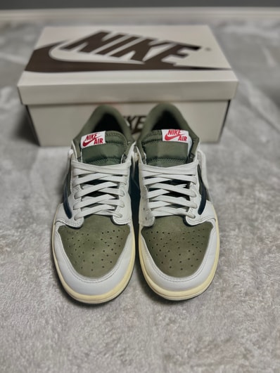 Travis Scott × Nike Air Jordan 1 Low OG SP "Reverse Olive"