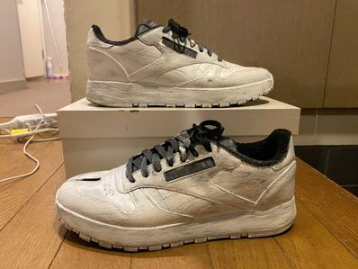 Maison Margiela × Reebok Classic Leather Tabi "Bianchetto"