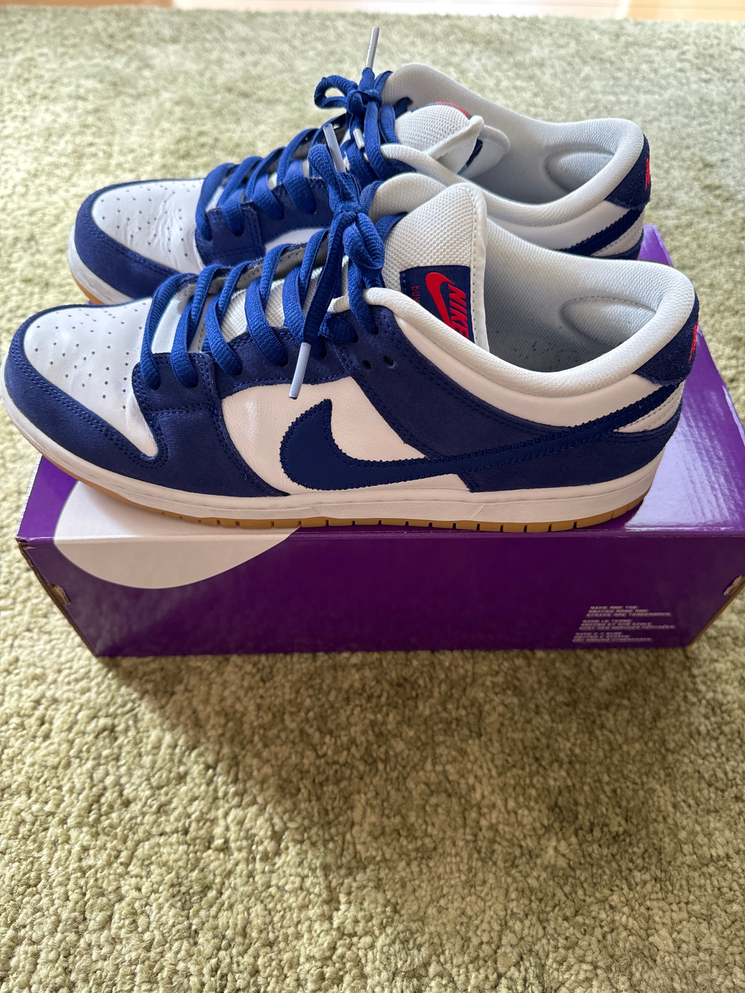 Nike SB Dunk Low "Los Angeles Dodgers/Deep Royal Blue"