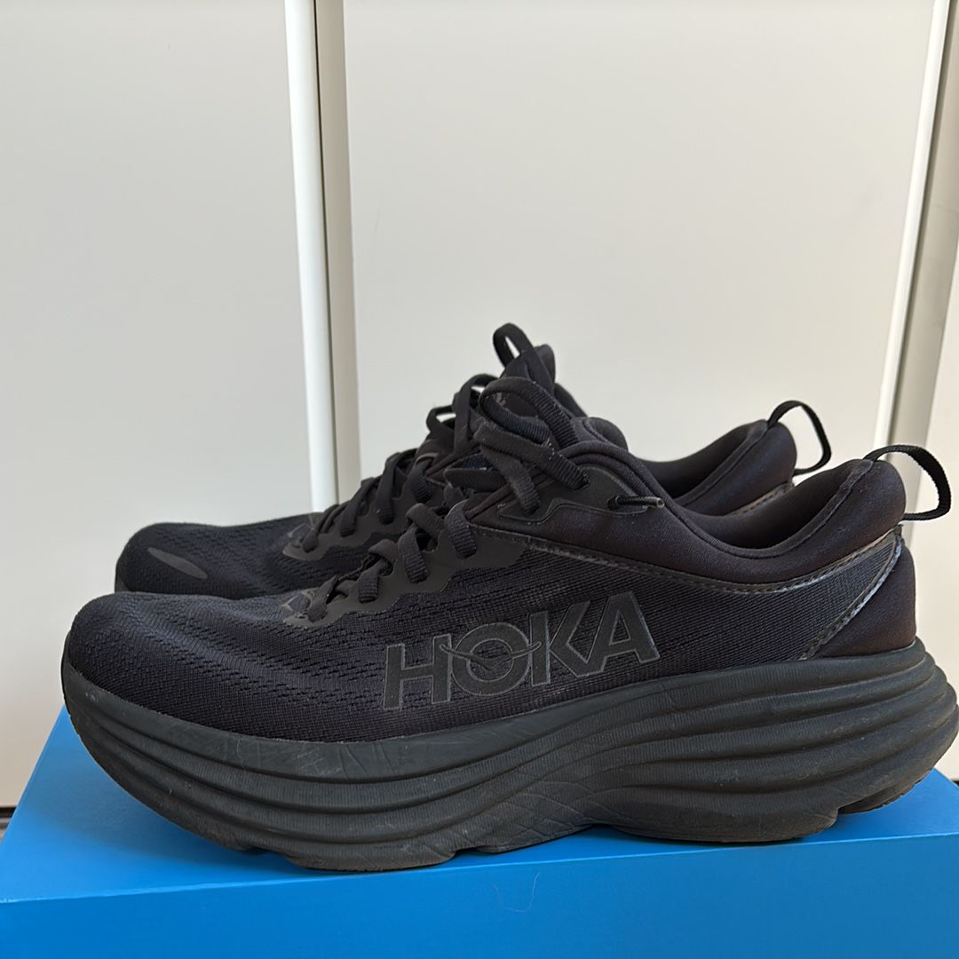 Hoka Bondi 8 "Black"