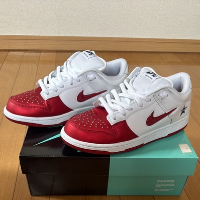Supreme × Nike Dunk Low "Varsity Red/White"