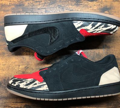 Sole Fly × Nike Air Jordan 1 Low "Black and Sport Red"