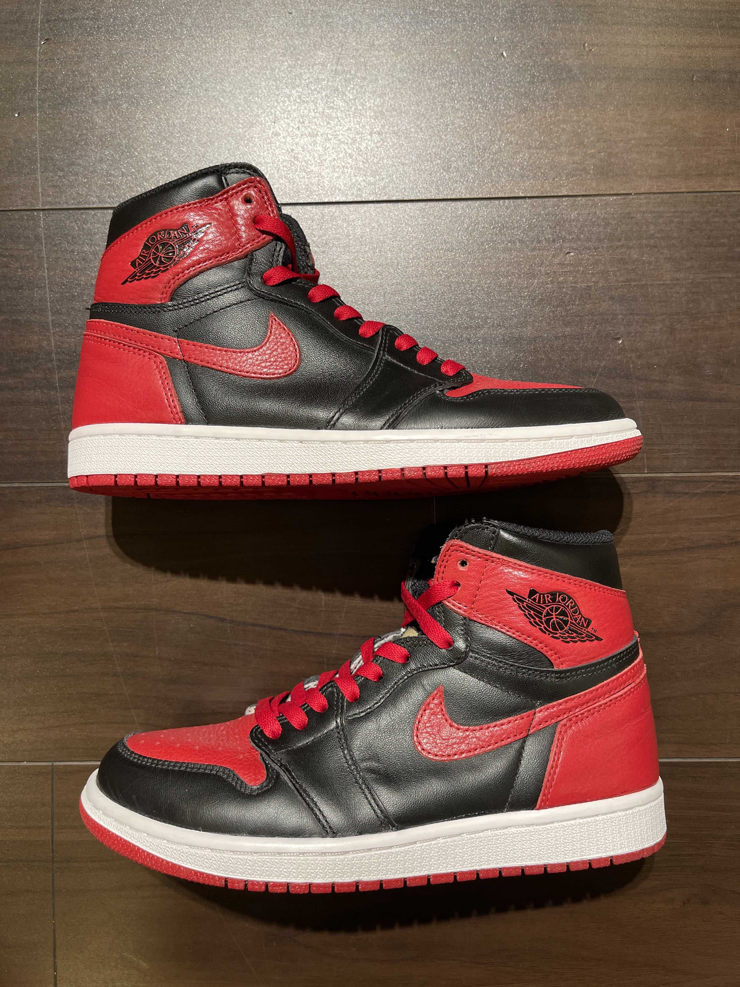 Nike Air Jordan 1 Retro High OG "Bred/Banned" (2016)