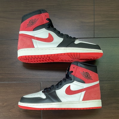 Nike Air Jordan 1 Retro High "Track Red"
