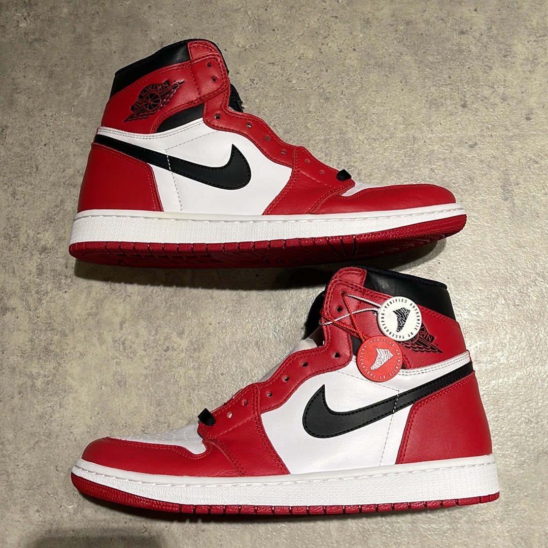 Nike Air Jordan 1 Retro High "Chicago" (2015)