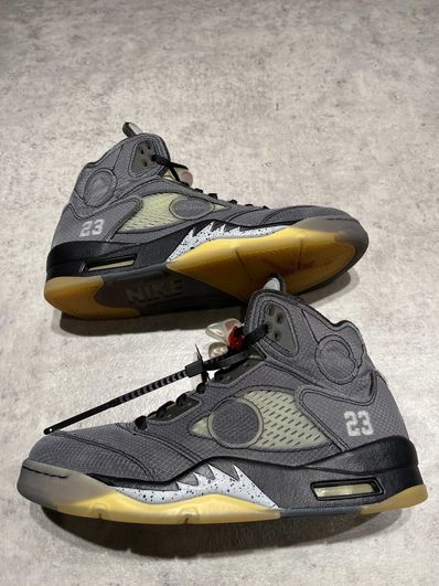 Off-White × Nike Air Jordan 5 "Black/Muslin/Fire Red"