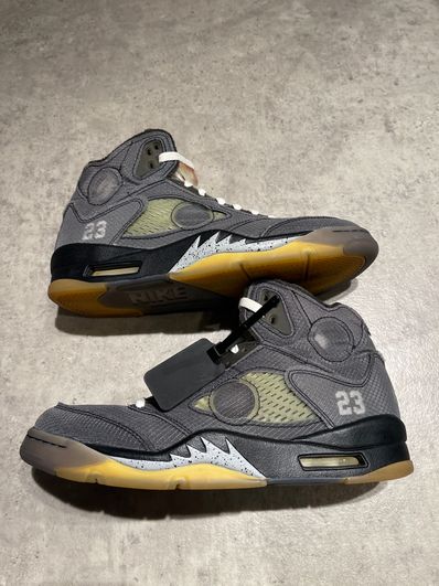 Off-White × Nike Air Jordan 5 "Black/Muslin/Fire Red"