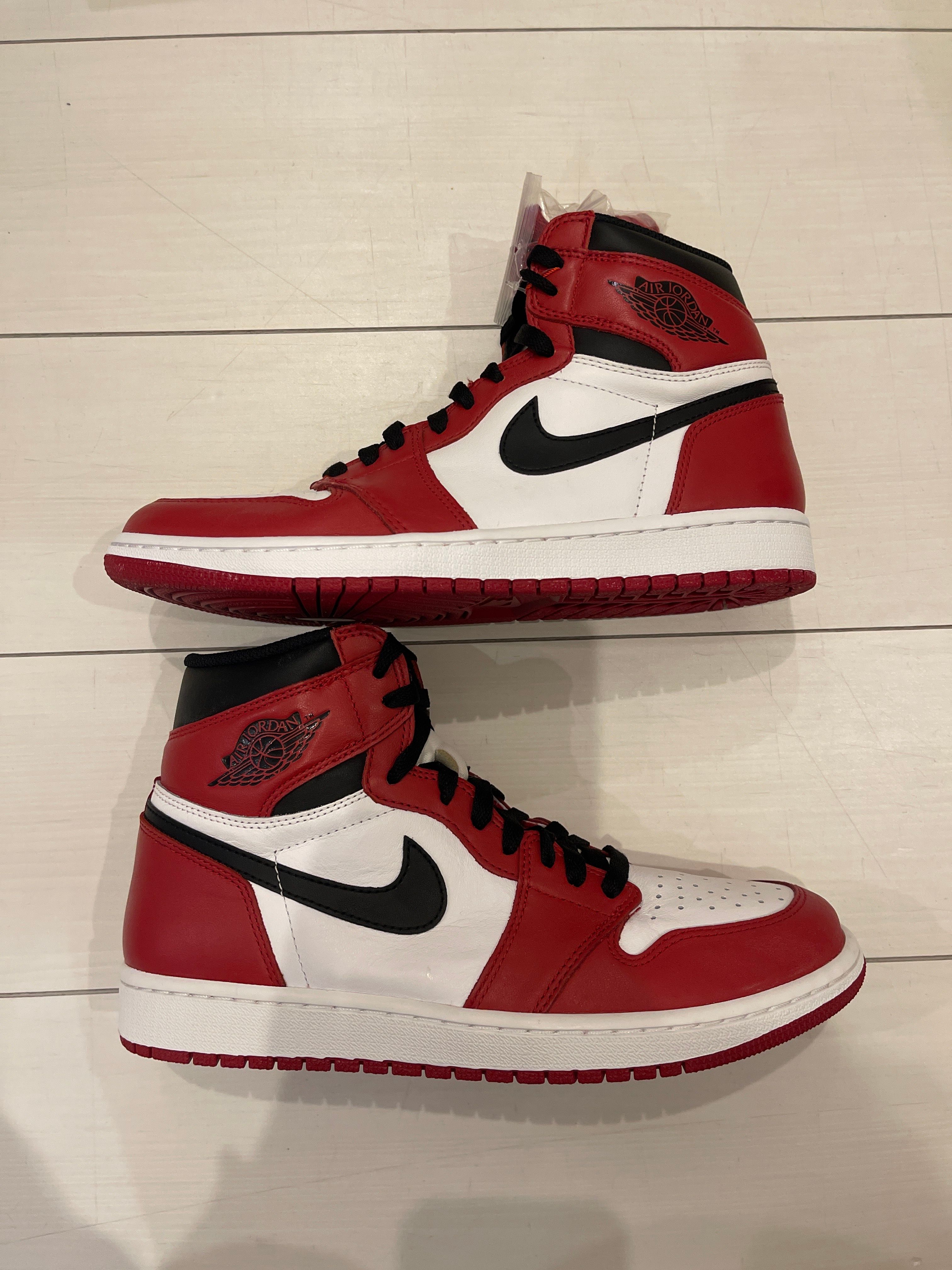 Nike Air Jordan 1 Retro High "Chicago" (2015)