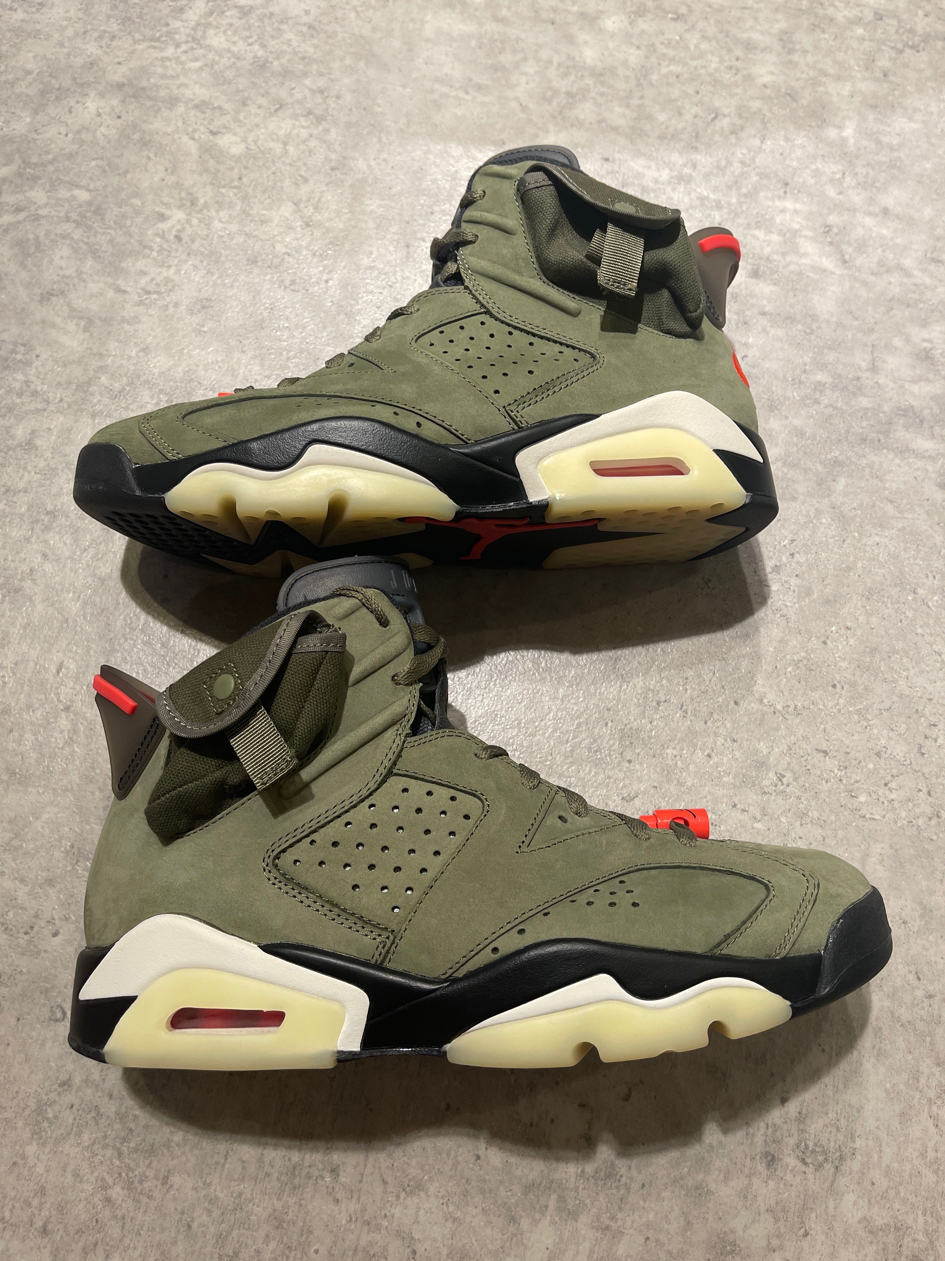 Travis Scott × Nike Air Jordan 6 Retro "Medium Olive"