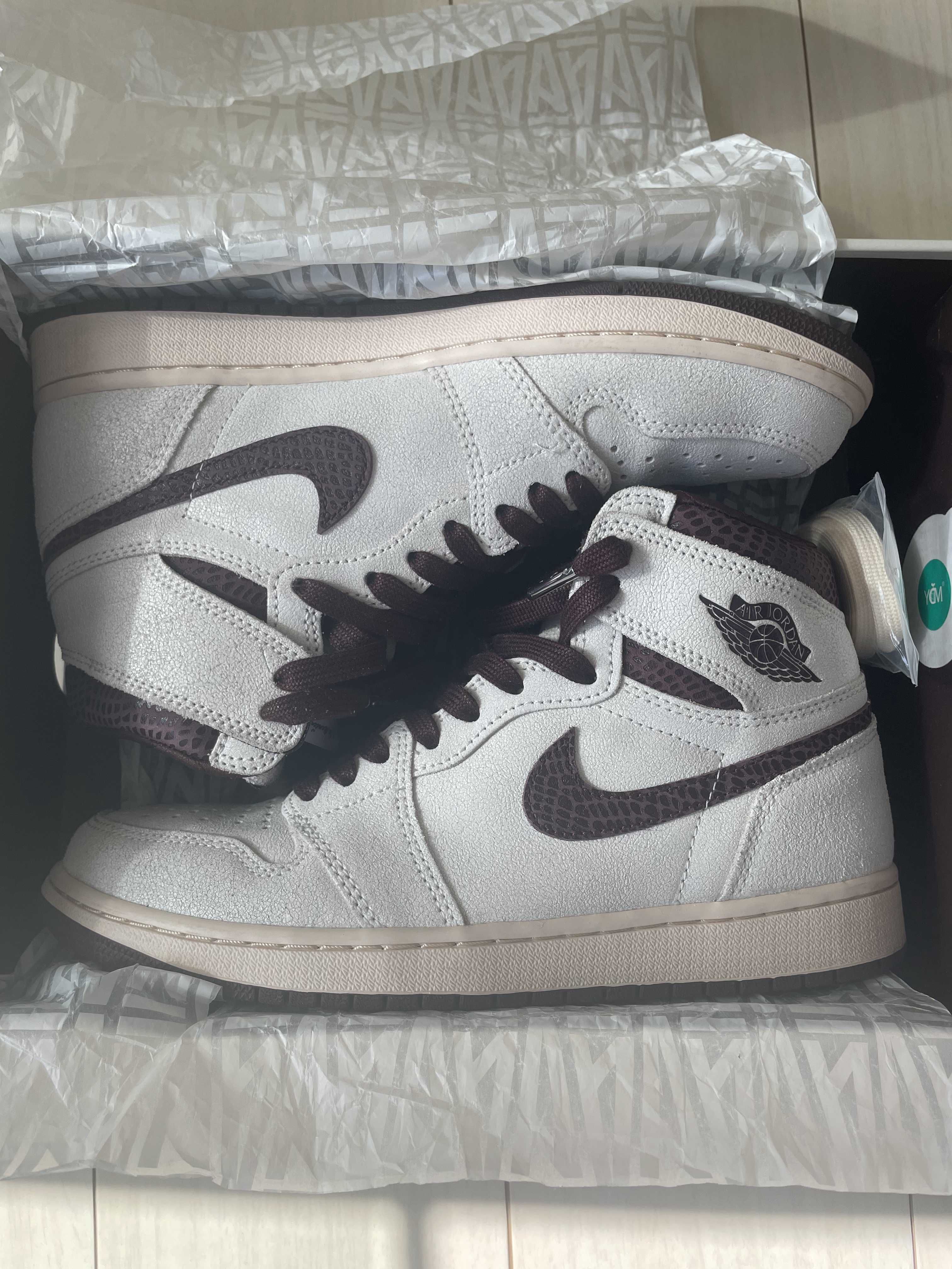 A Ma Maniere × Nike Air Jordan 1 Retro High OG "Sail and Burgundy"