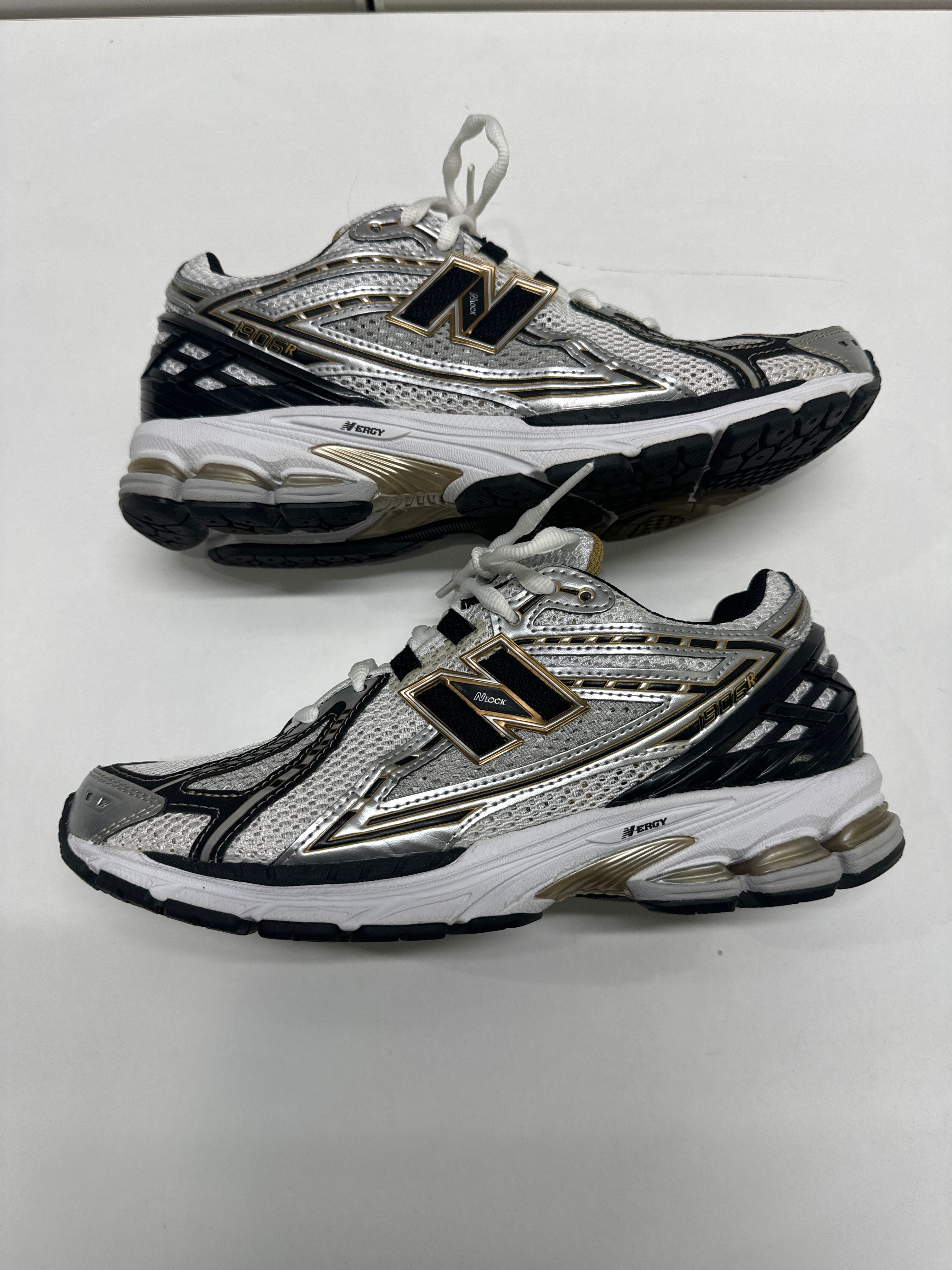 New Balance 1906R "Silver"