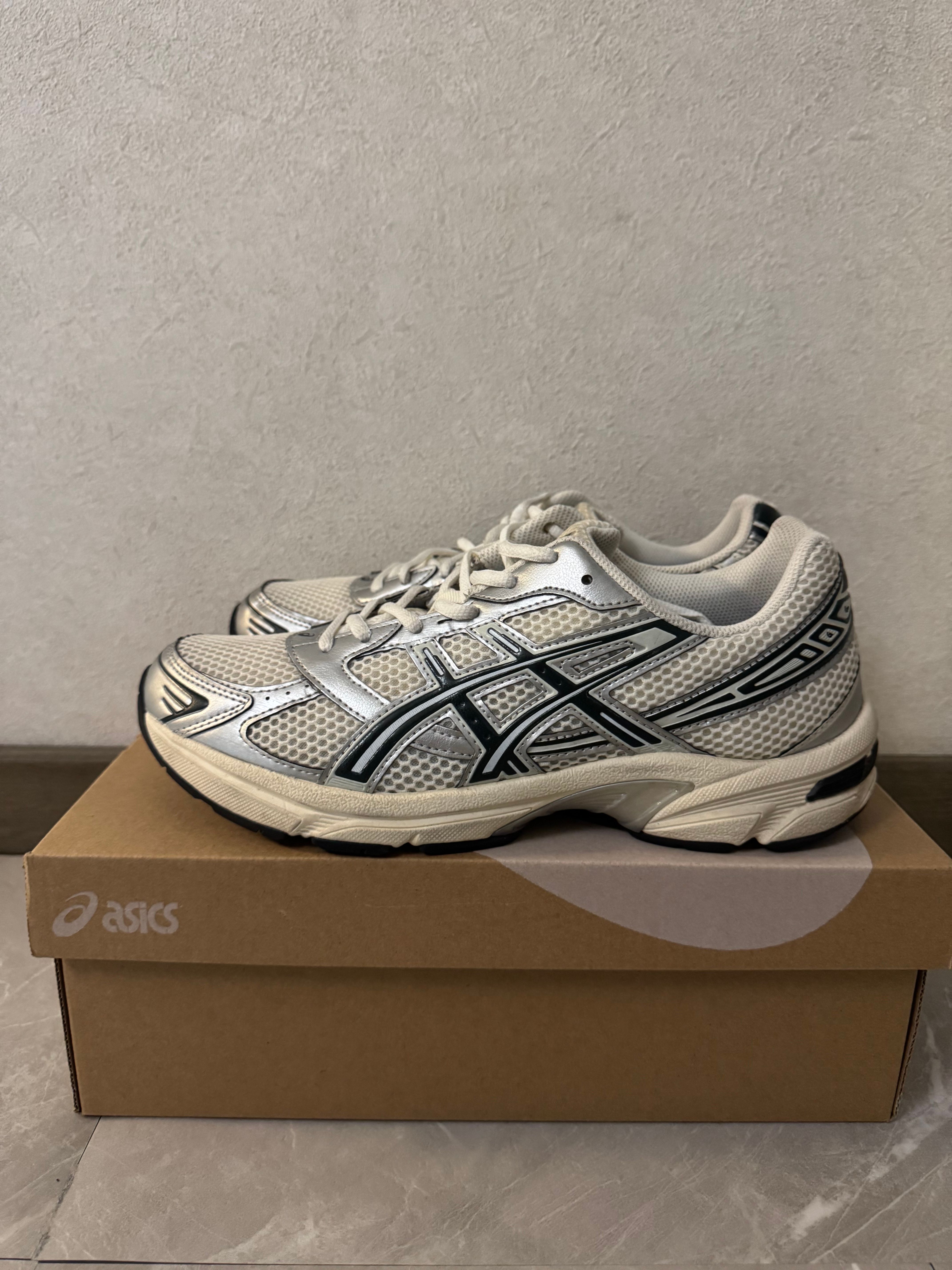 KITH × Asics Gel-1130 "Cream/Scarab"(1201A956-100)