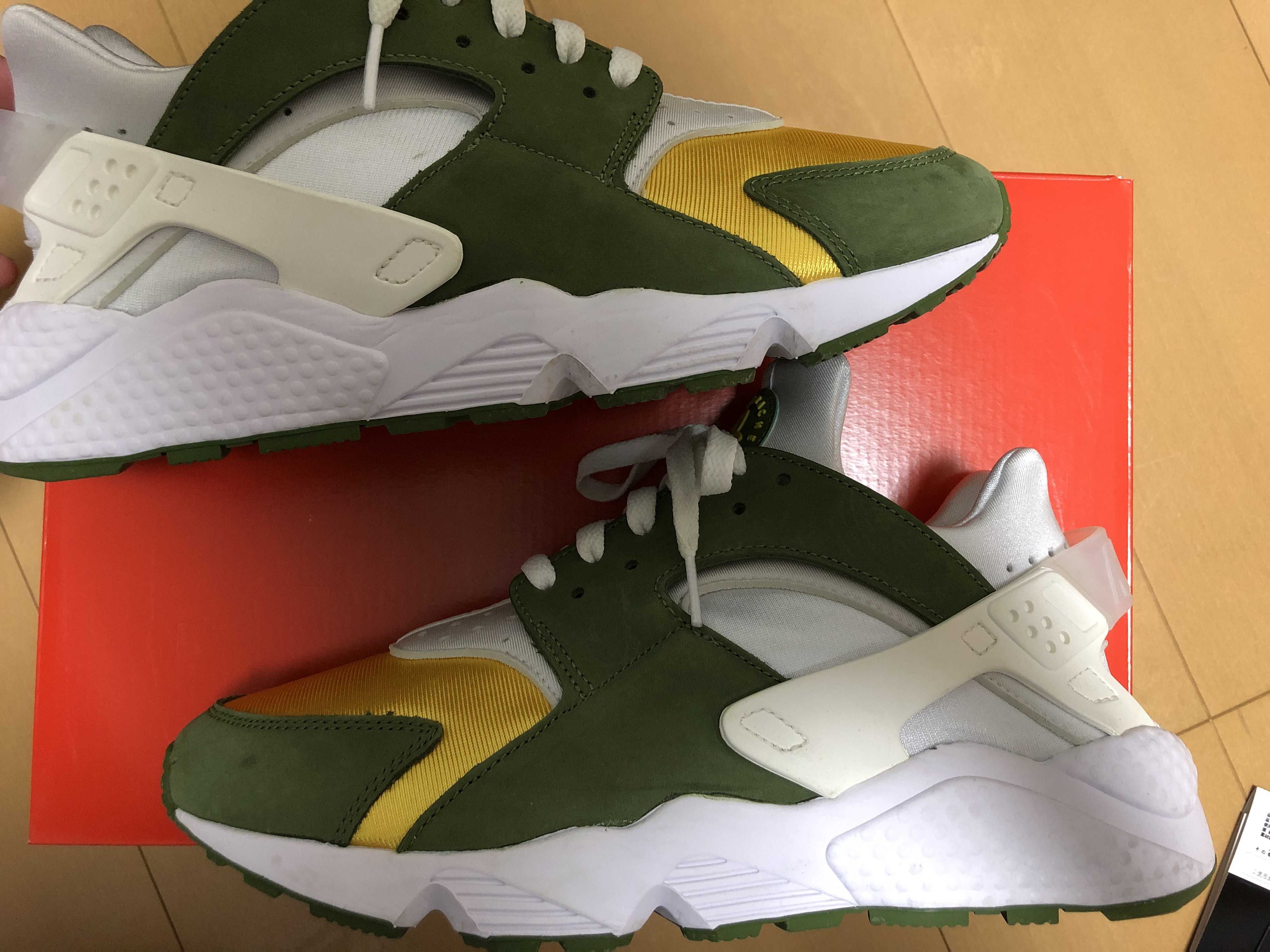 Stussy × Nike Air Huarache "Dark Olive"
