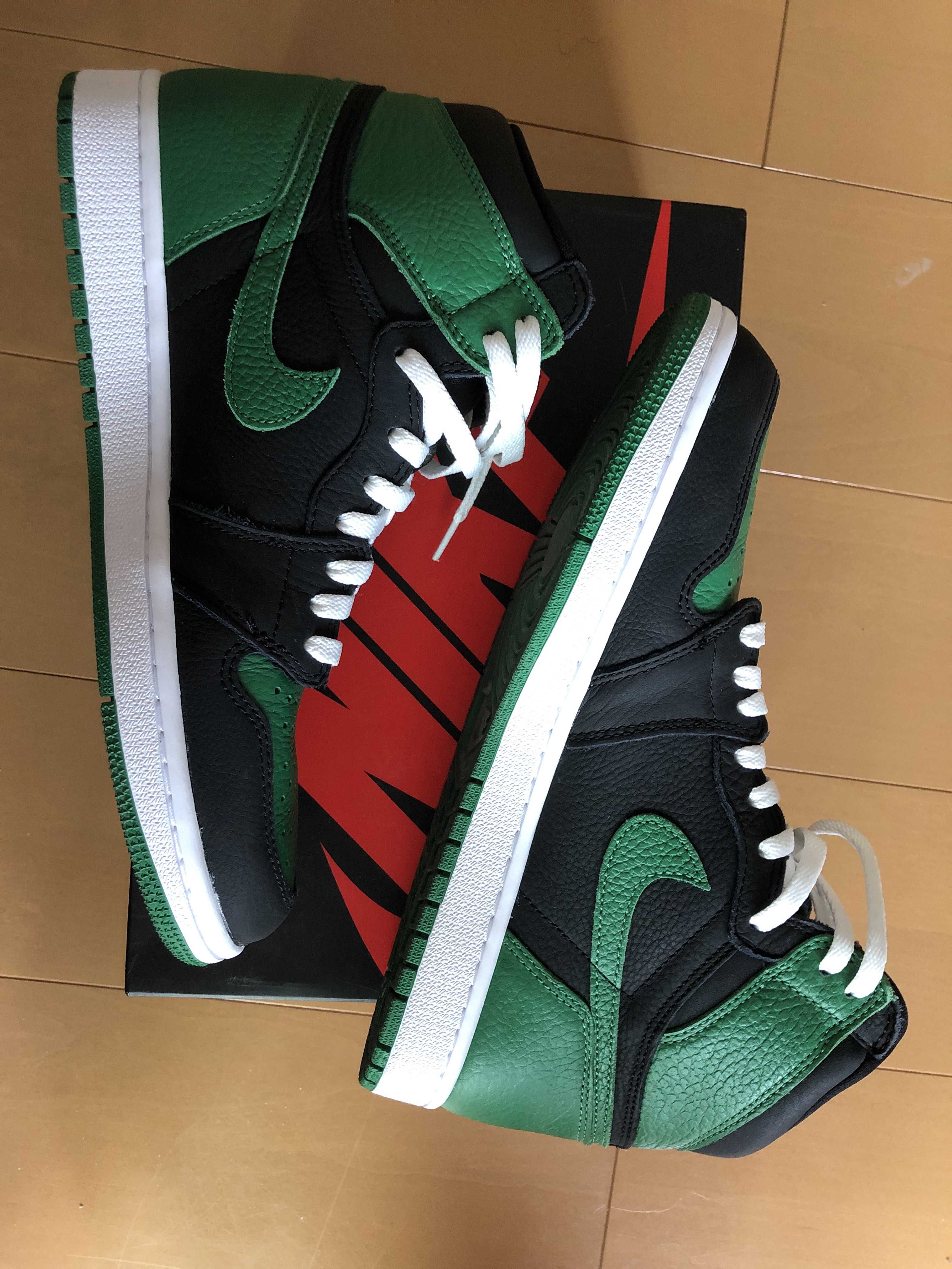 Nike Air Jordan 1 Retro High OG "Black/Pine Green" (2020)