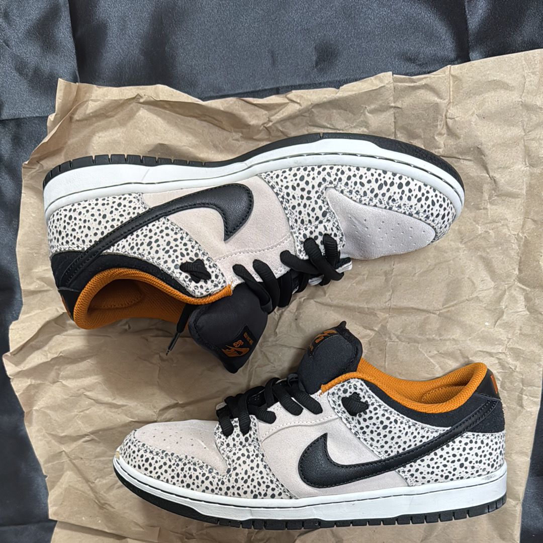 Nike SB Dunk Low Pro Electric Safari "Phantom and Black"