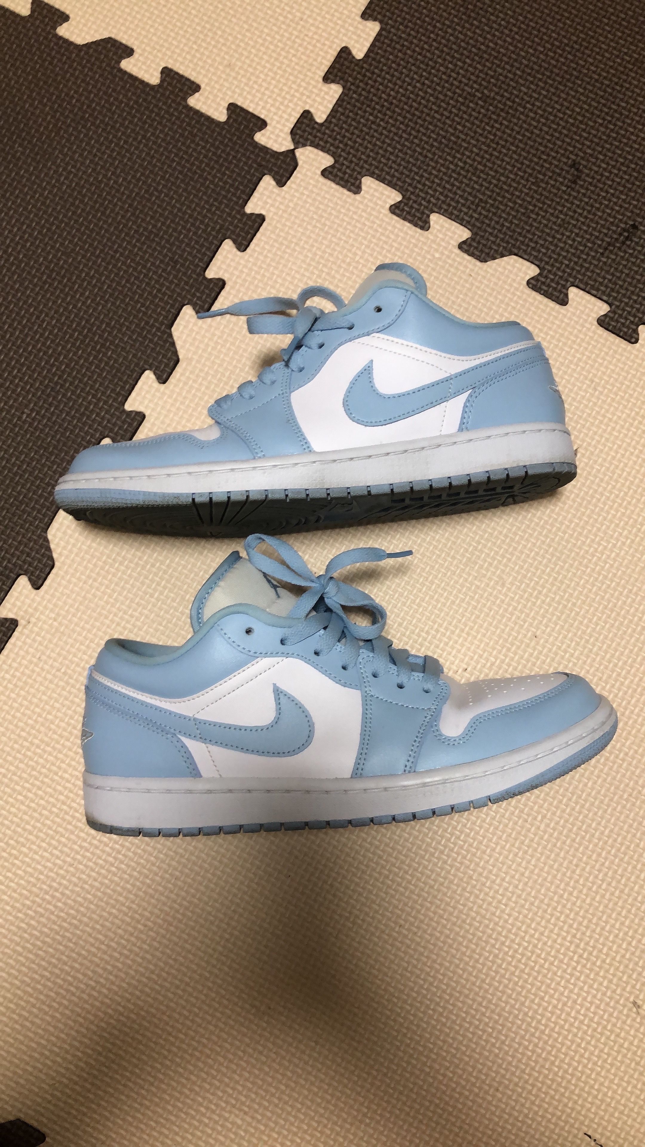 Nike Women's Air Jordan 1 Low "Aluminum"