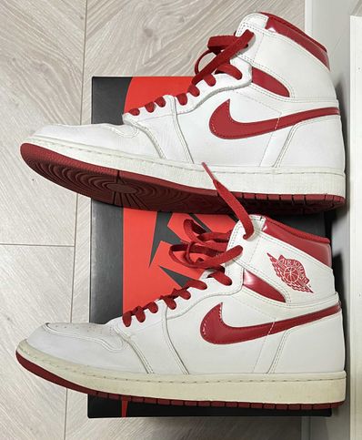 Nike Air Jordan 1 High OG "Metallic Red" (2017)