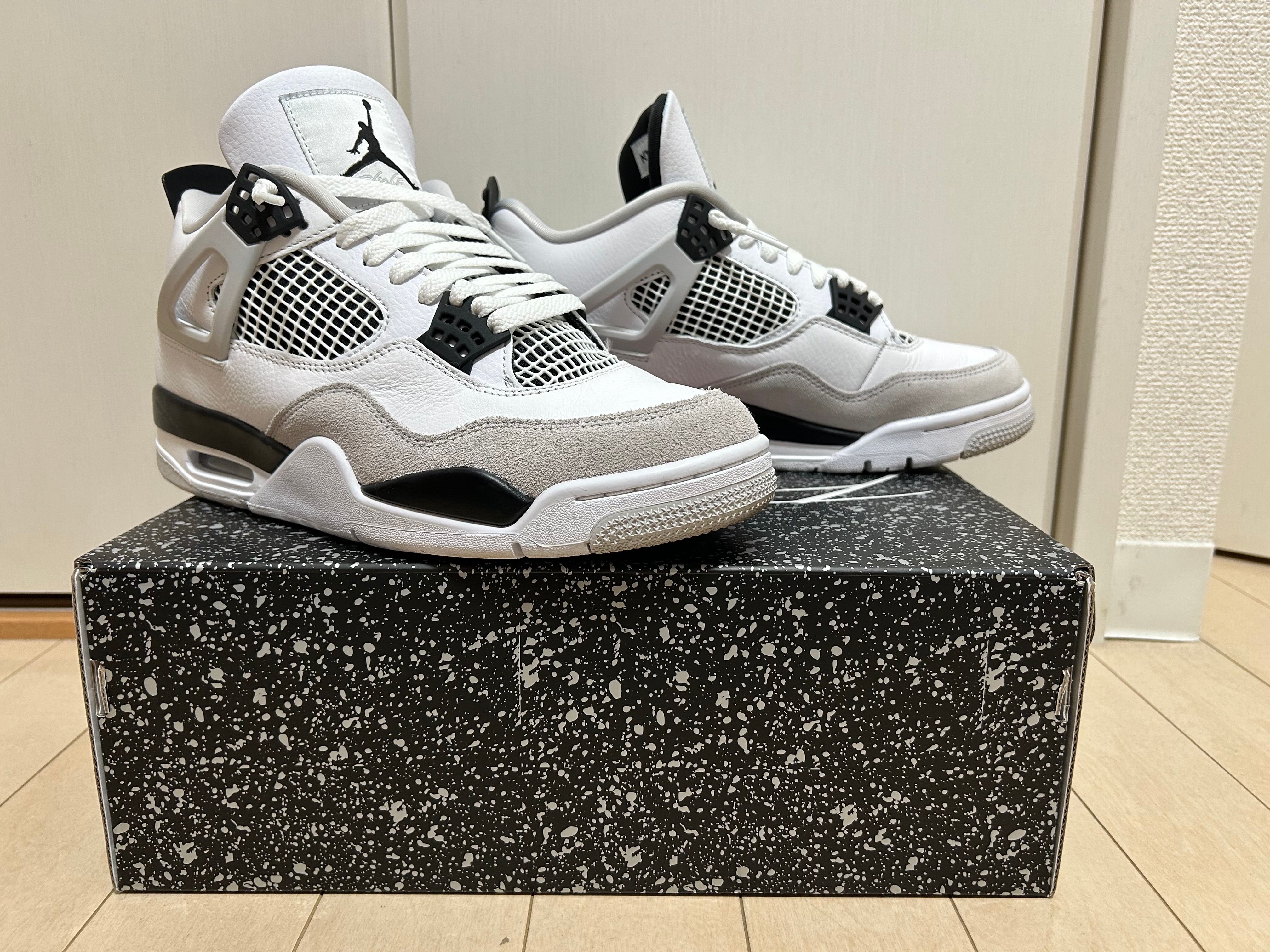 Nike Air Jordan 4 "Military Black"