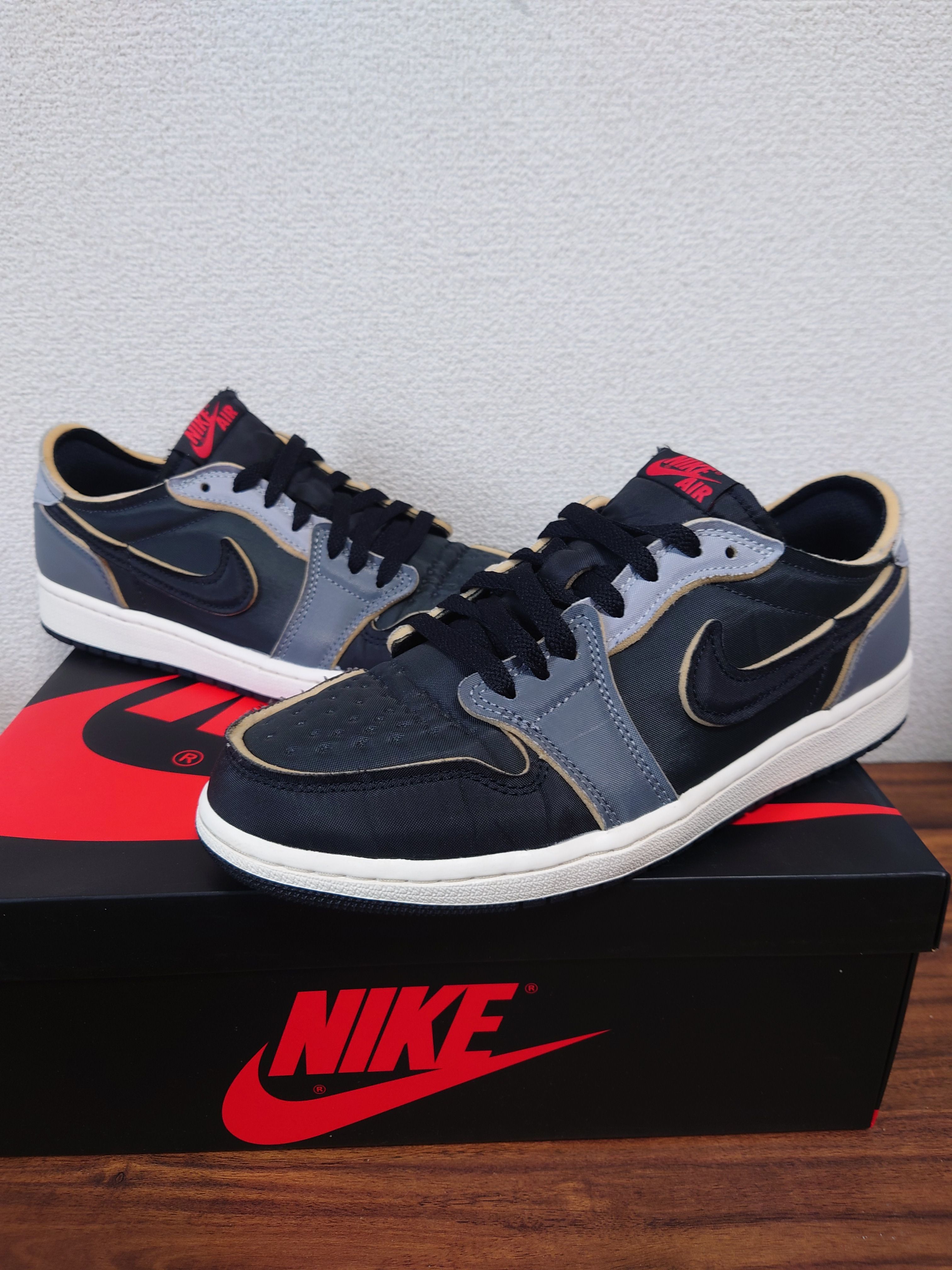 Nike Air Jordan 1 Low OG EX "Black and Smoke Grey"