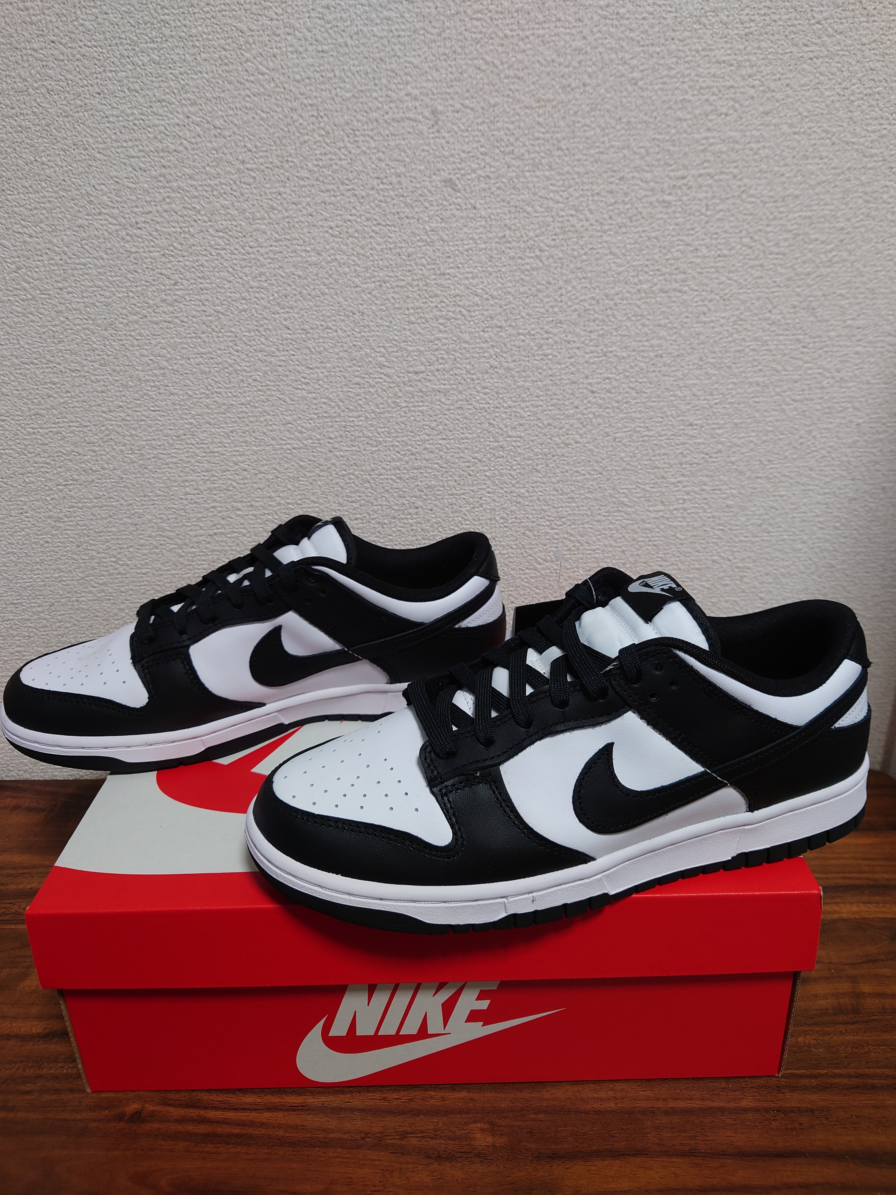 Nike Dunk Low Retro "Panda/White/Black"