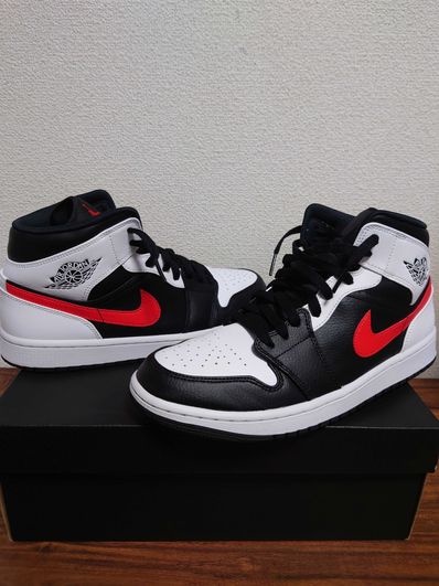NIKE AIR JORDAN 1 MID "BLACK/CHILE RED/WHITE"