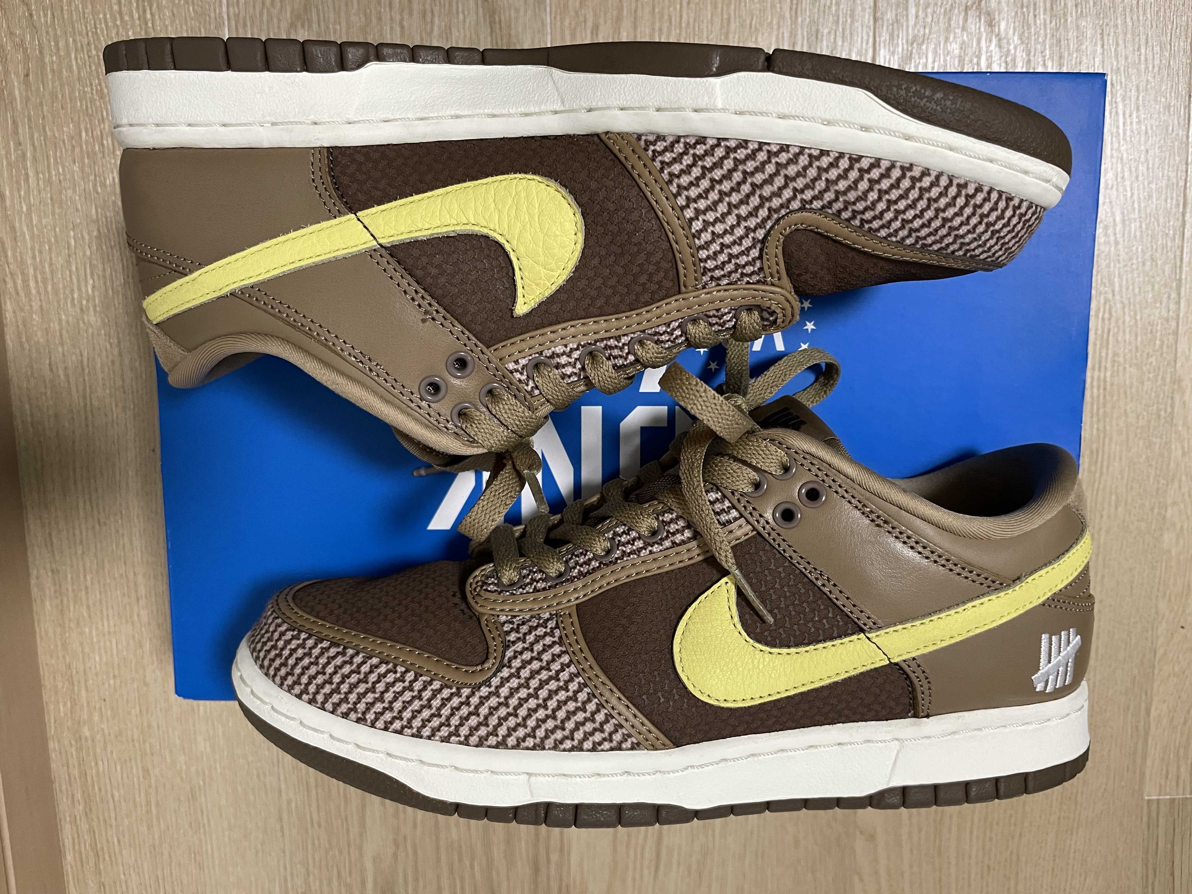 UNDEFEATED × Nike Dunk Low SP  "Canteen/Lemon Frost/Palomino"