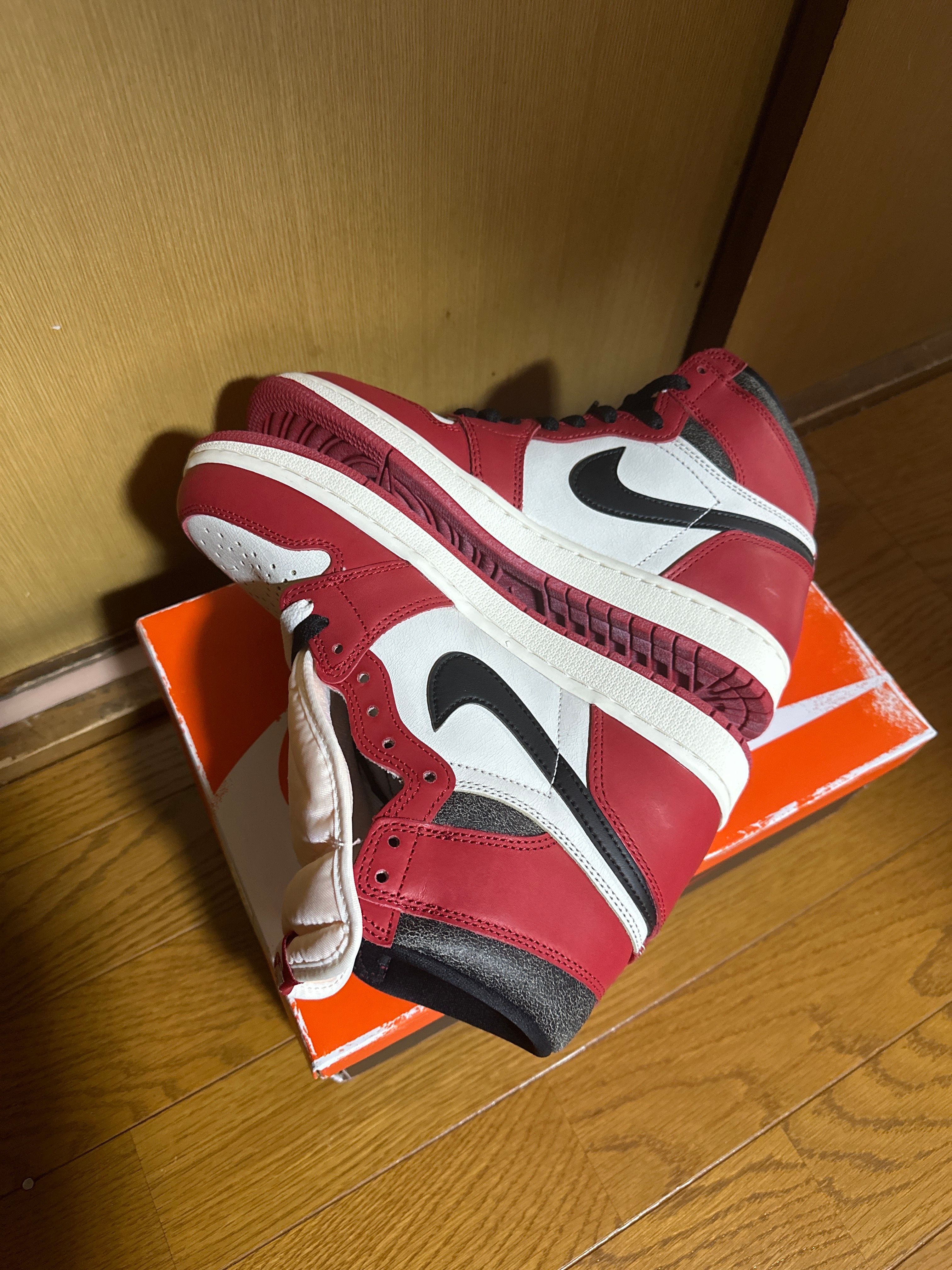 Nike Air Jordan 1 High OG "Lost & Found/Chicago"