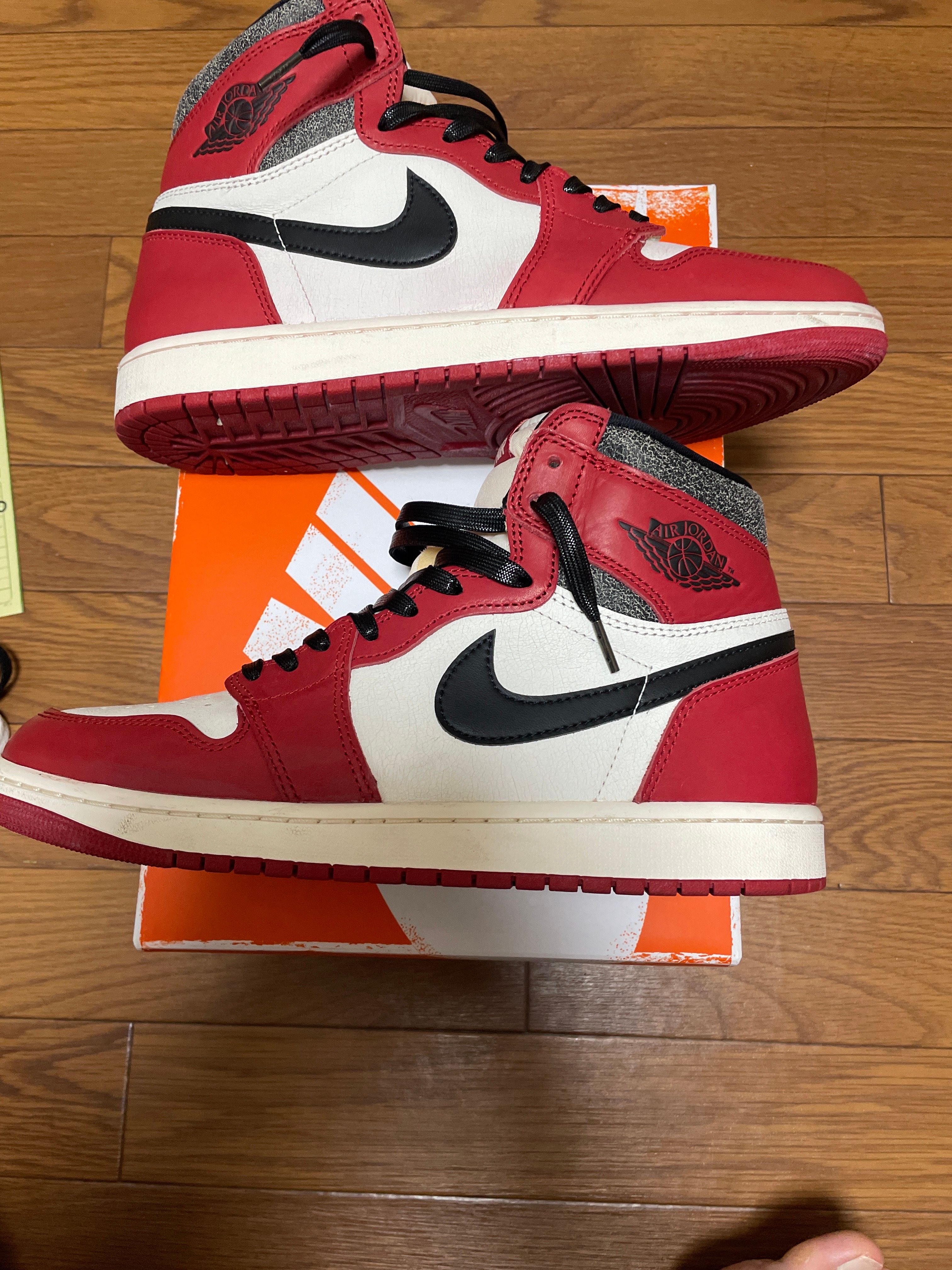 Nike Air Jordan 1 High OG "Lost & Found/Chicago"